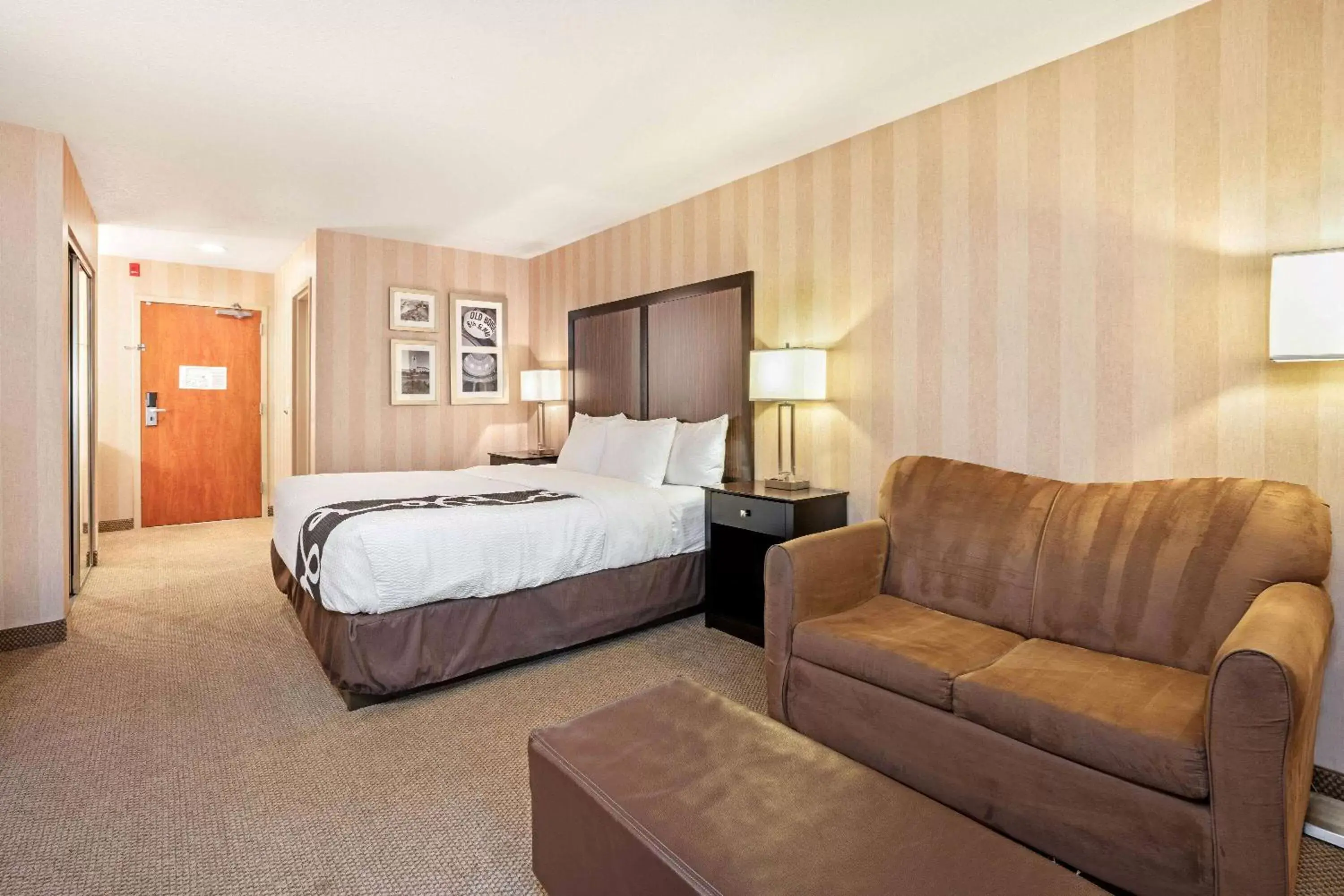 Bed in La Quinta by Wyndham Boise Towne Square