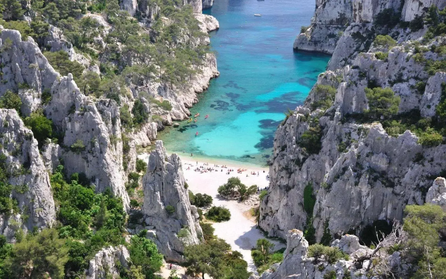 View (from property/room), Natural Landscape in HôTEL LES VOLETS ROUGES - CASSIS