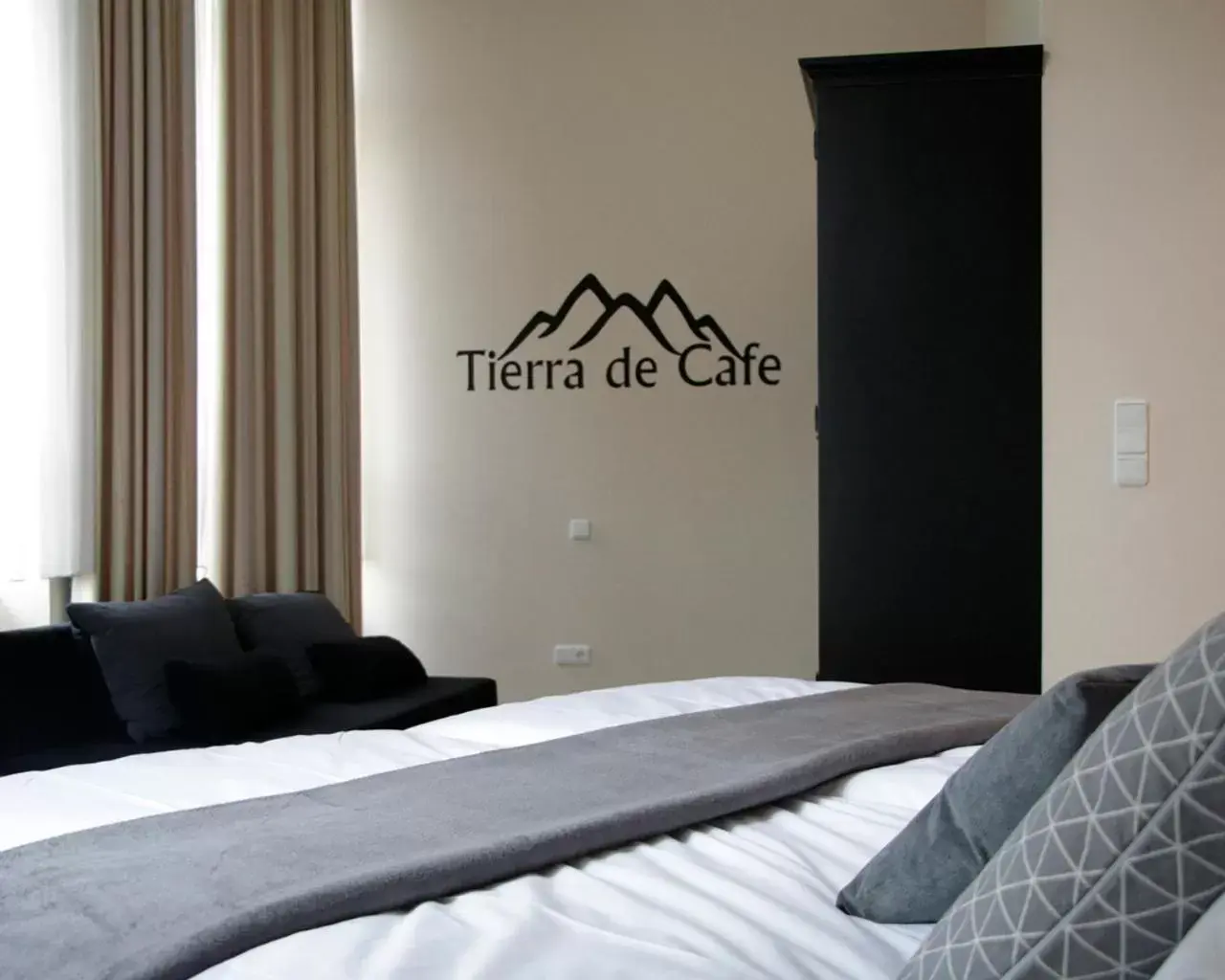 Bedroom, Bed in Z&B Hotel Bedroom, Bed in Z&B Hotel