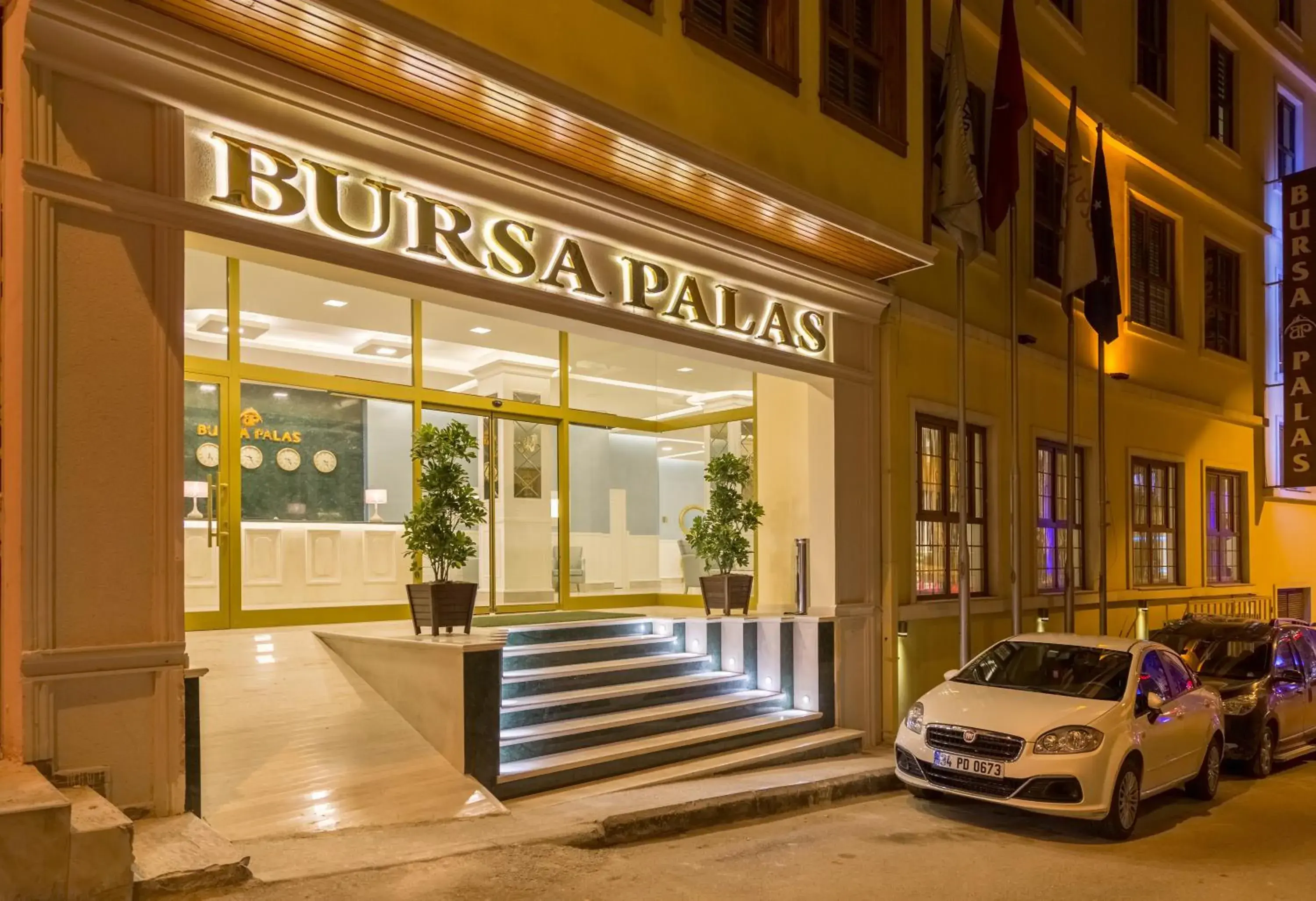 Facade/entrance in Bursa Palas Hotel