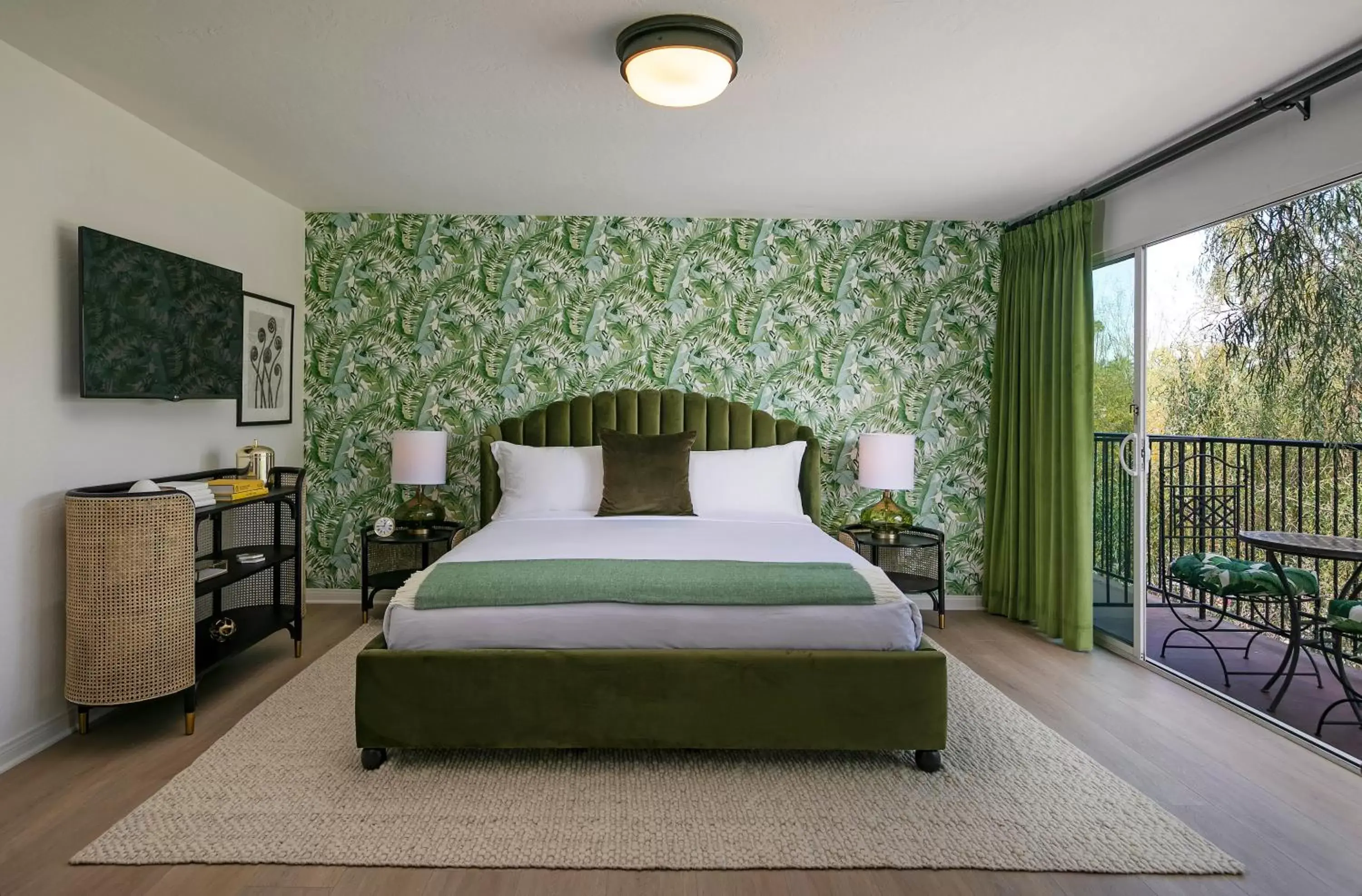 Bed in The Colony Palms Hotel and Bungalows - Adults Only Bed in The Colony Palms Hotel and Bungalows - Adults Only