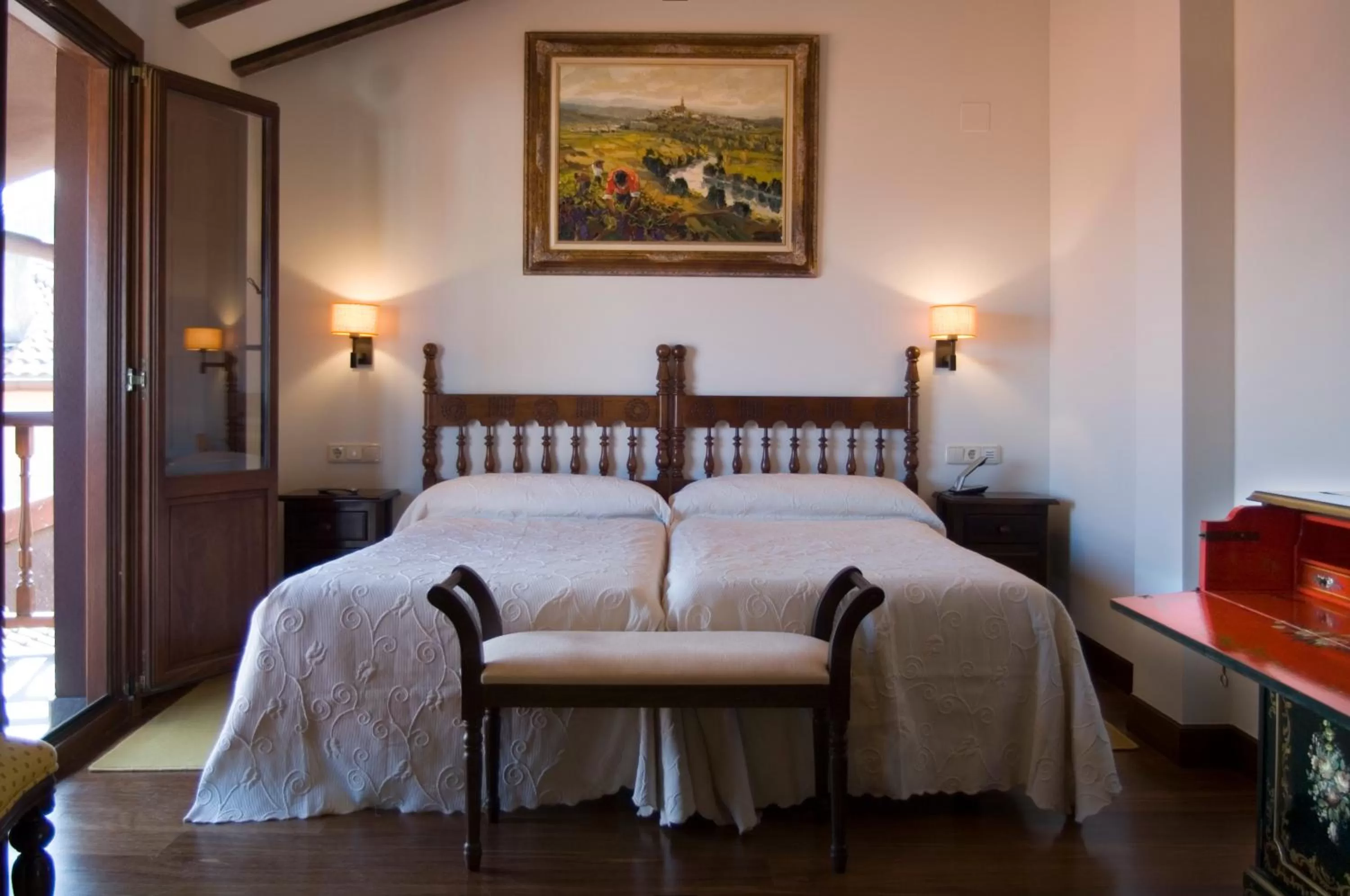 Bedroom, Bed in Saiaz Getaria Hotela