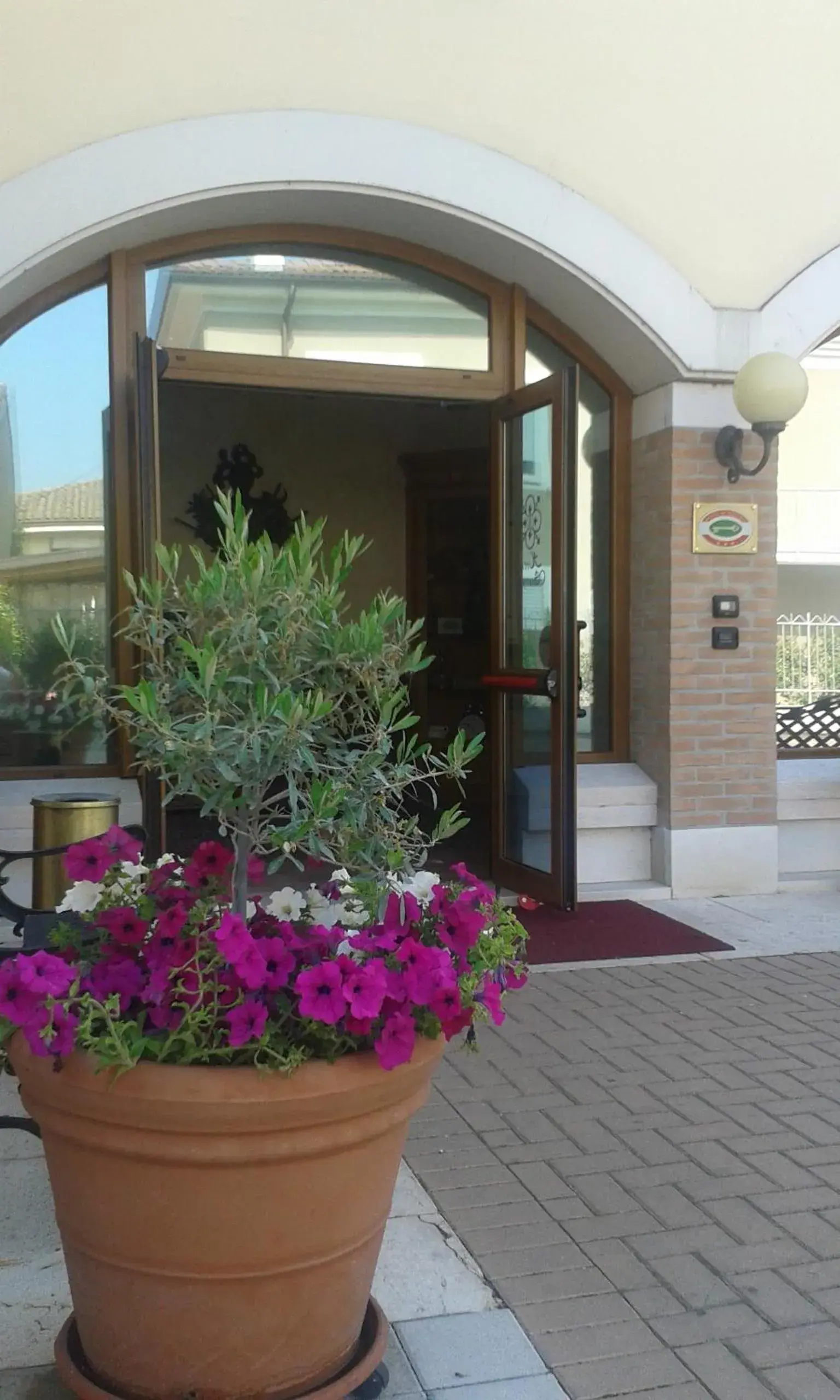 Facade/entrance in Hotel Scaligero