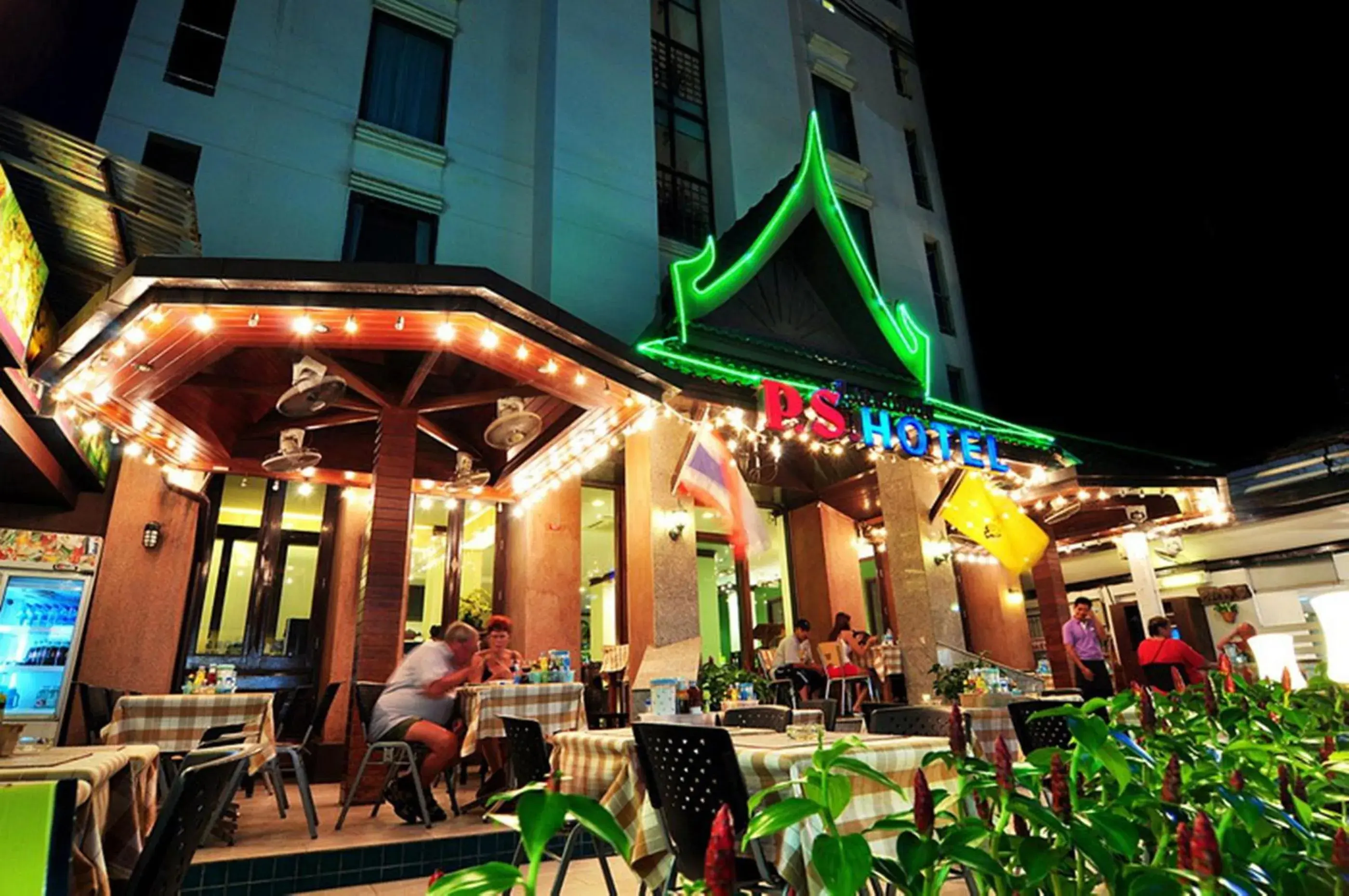 Facade/entrance in PS Hotel Phuket Patong - SHA Plus Facade/entrance in PS Hotel Phuket Patong - SHA Plus