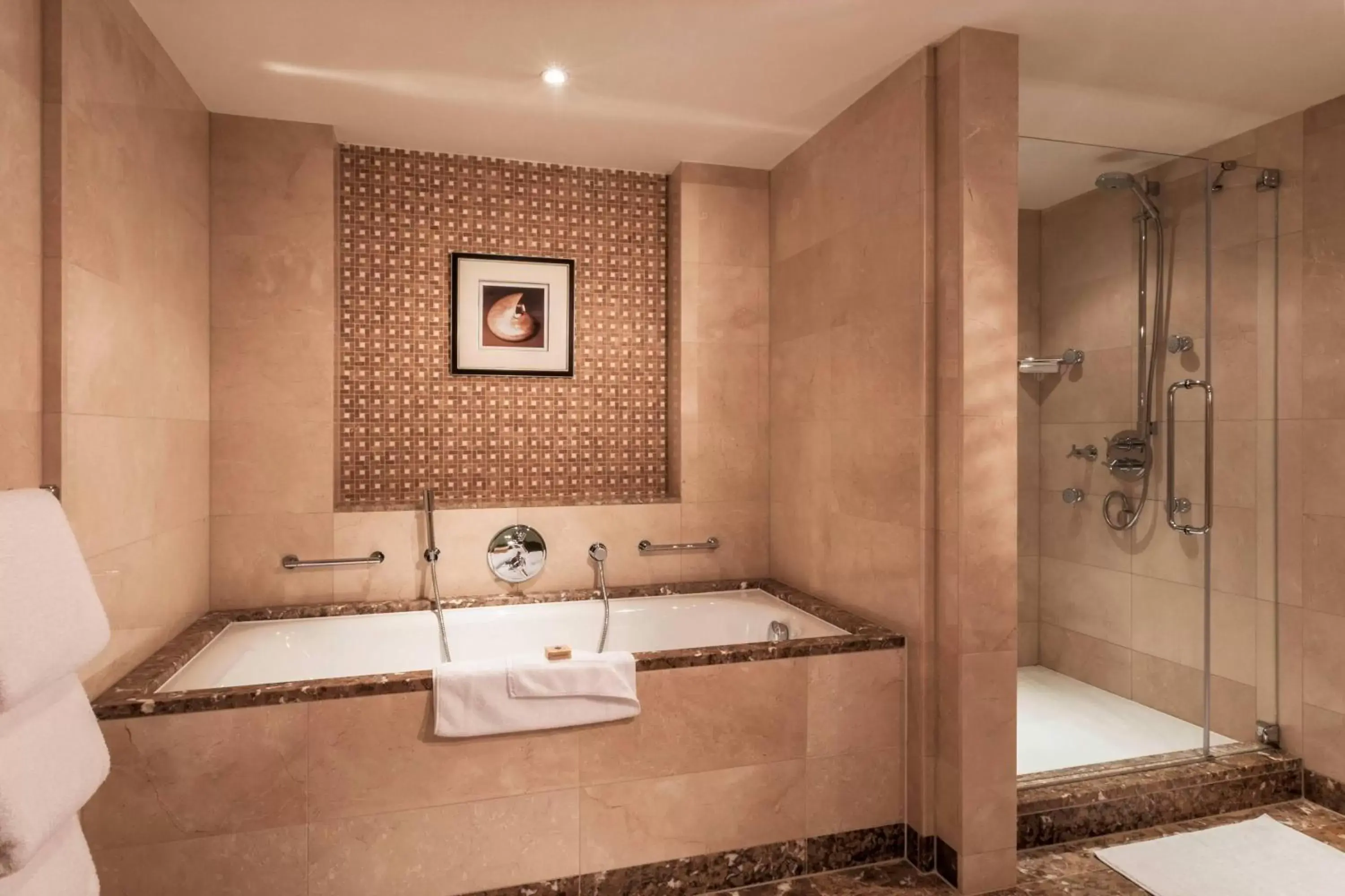 Bathroom in Budapest Marriott Hotel