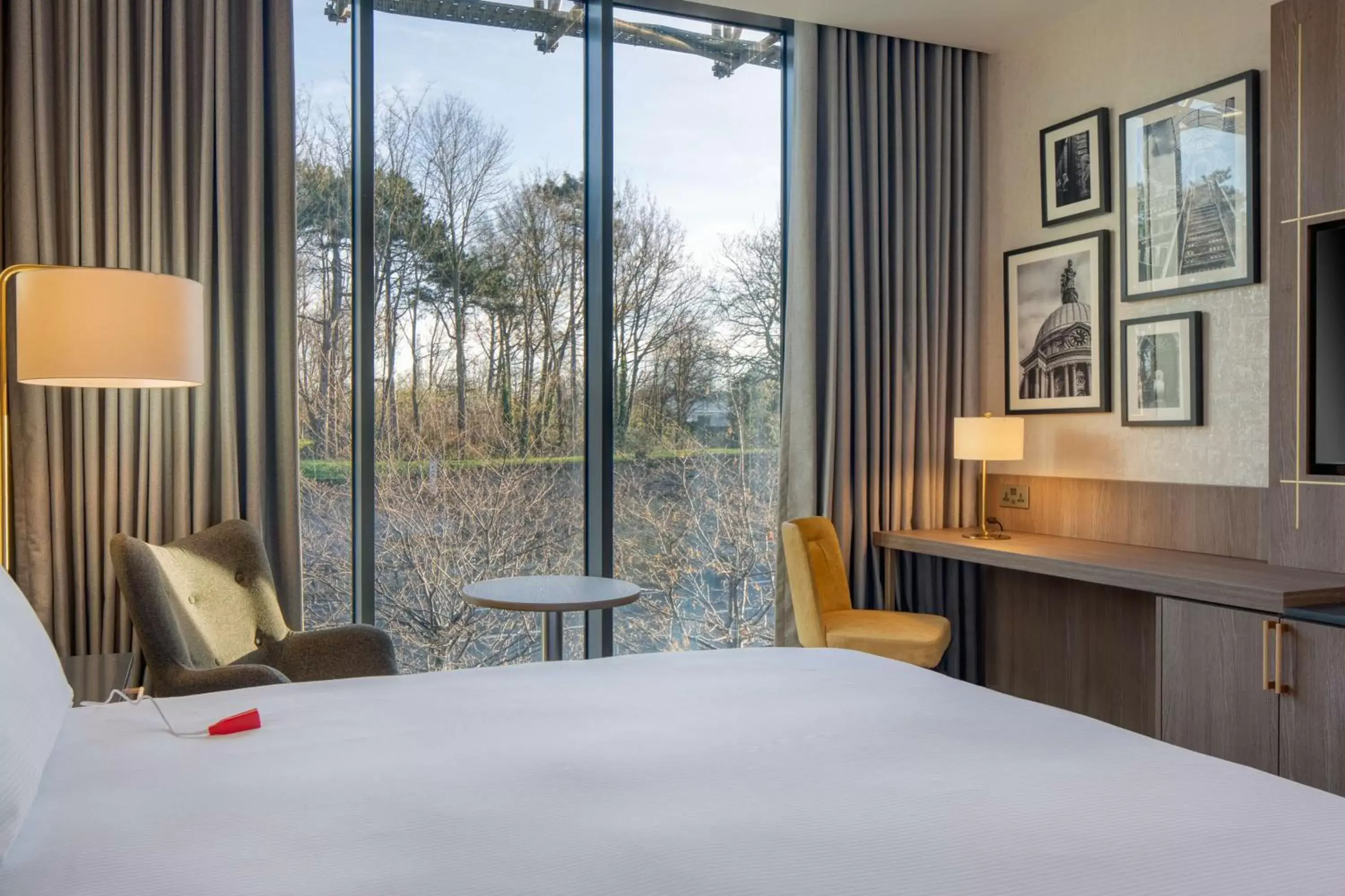 Bedroom, Bed in Hilton Dublin Kilmainham