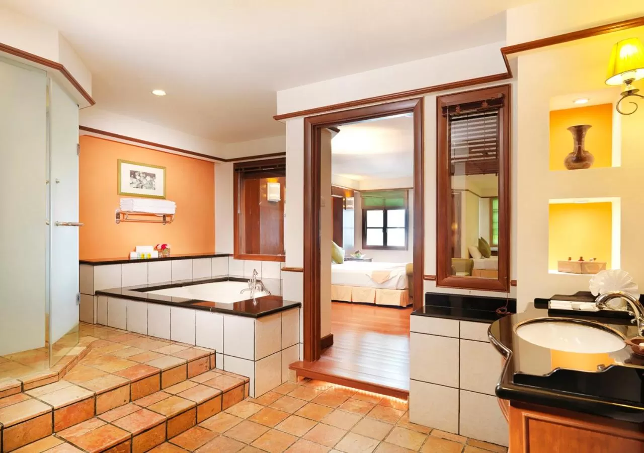 Shower in Lexis Port Dickson