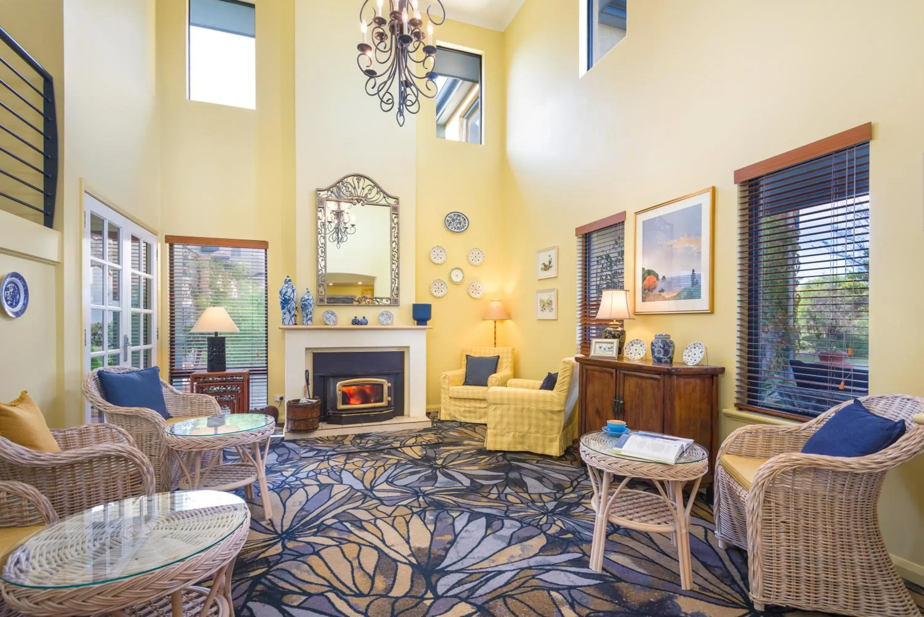 Seating Area in The Beach House At Bayside