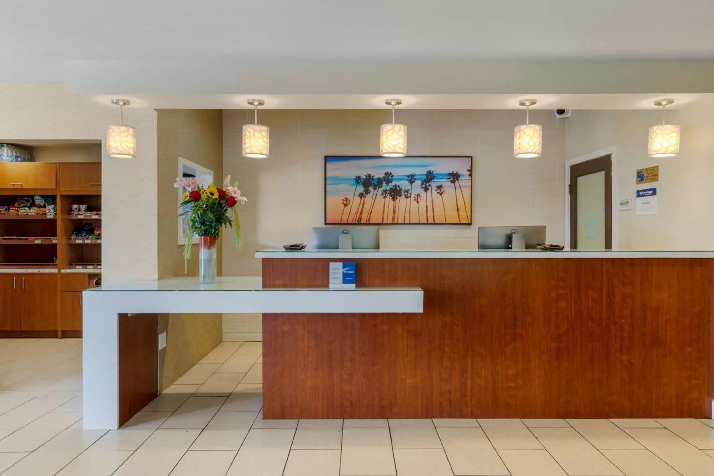 Lobby or reception, Lobby/Reception in Best Western Plus South Coast Inn