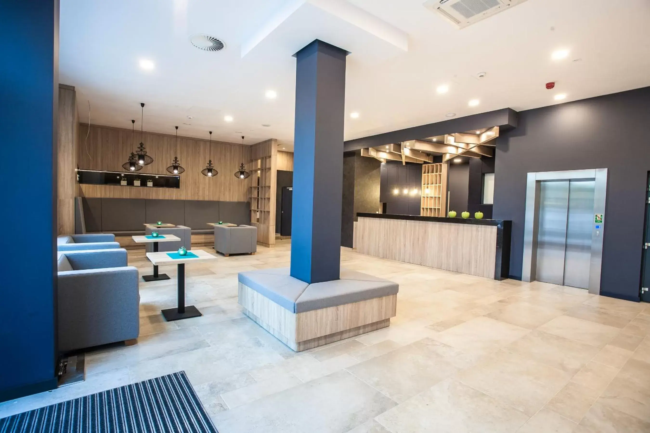 Lobby or reception in Hotel Zatoka Lobby or reception in Hotel Zatoka