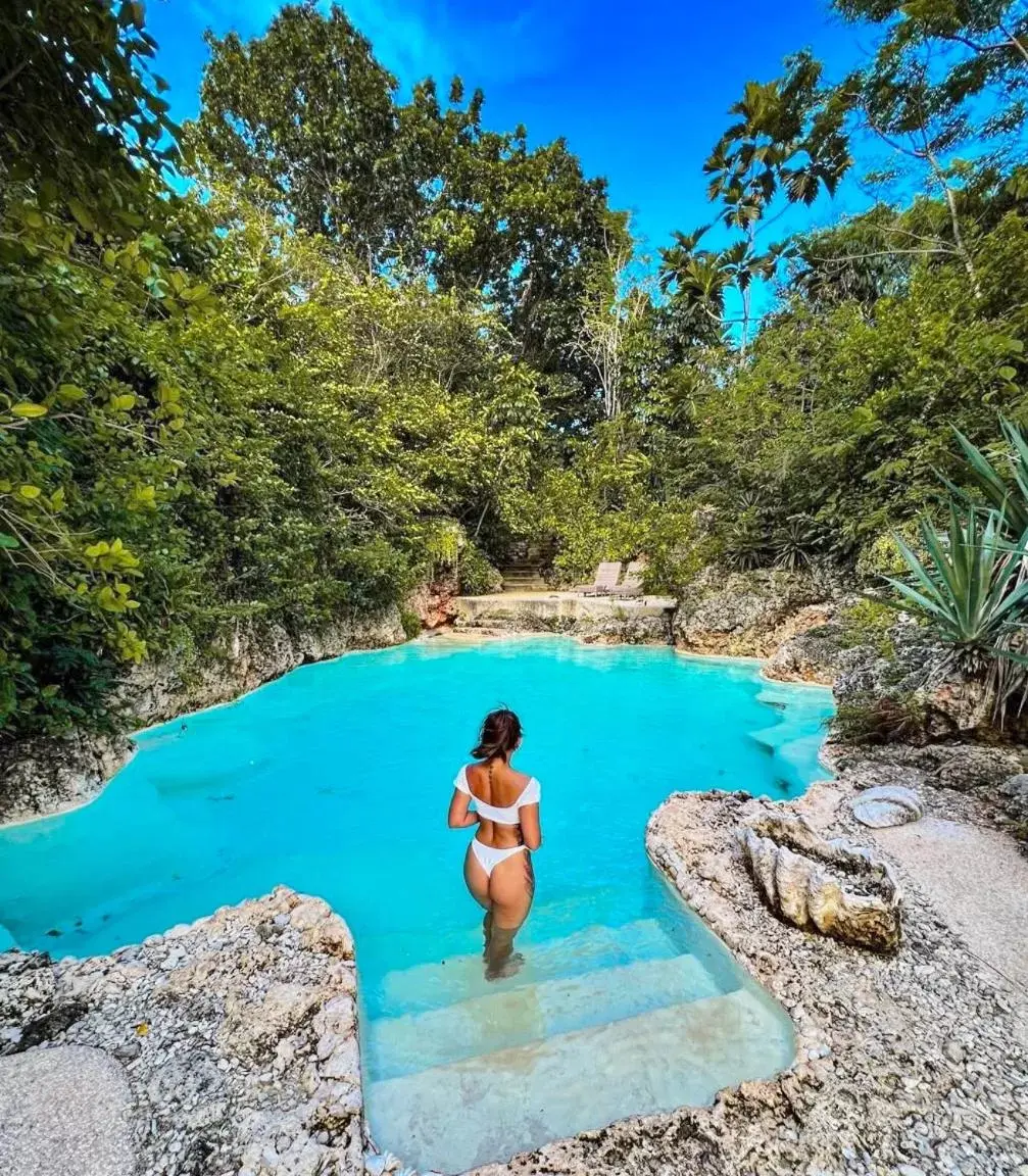 Swimming pool in Coco Grove Beach Resort, Siquijor Island Swimming pool in Coco Grove Beach Resort, Siquijor Island