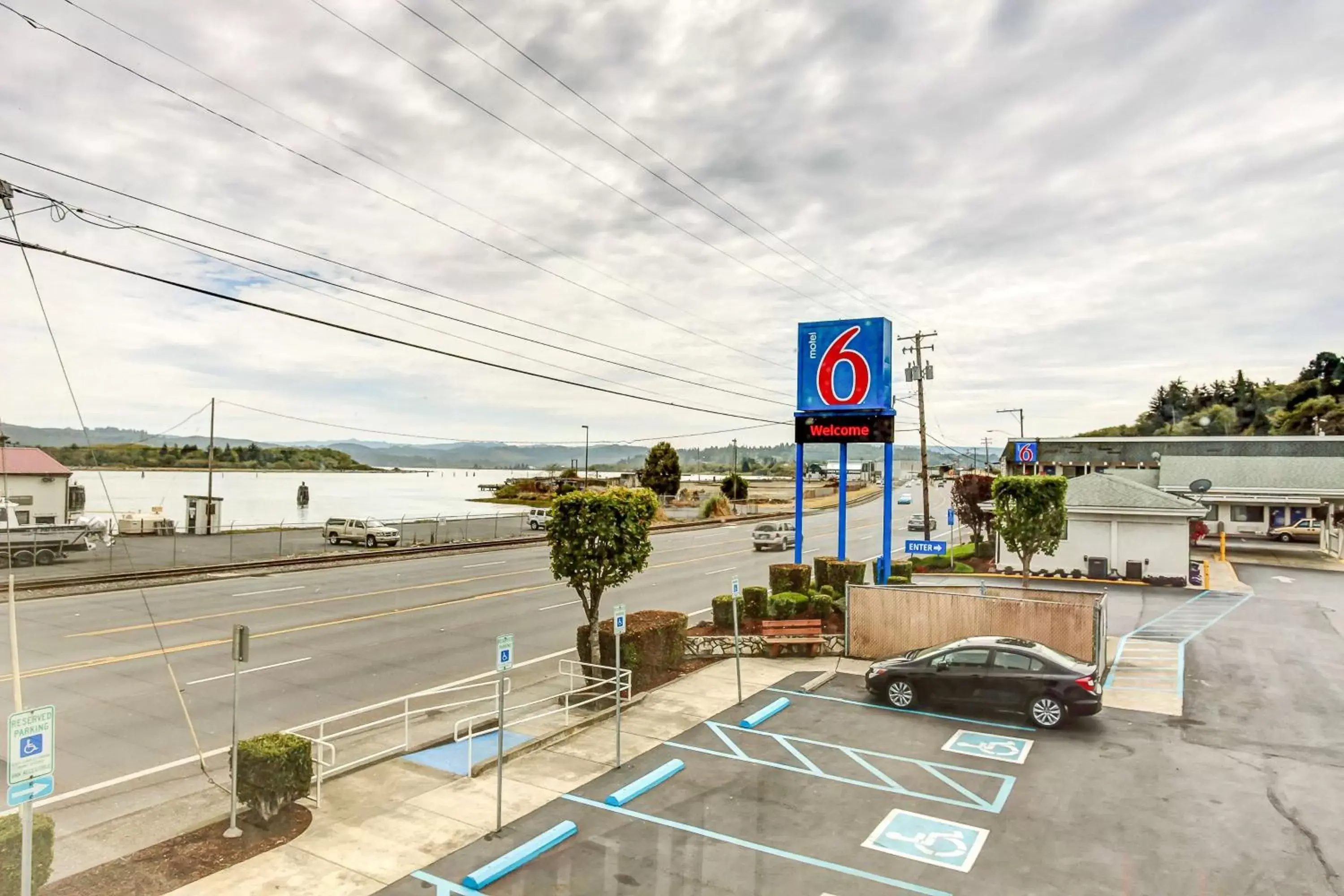 Property building, City View in Motel 6-Coos Bay, OR