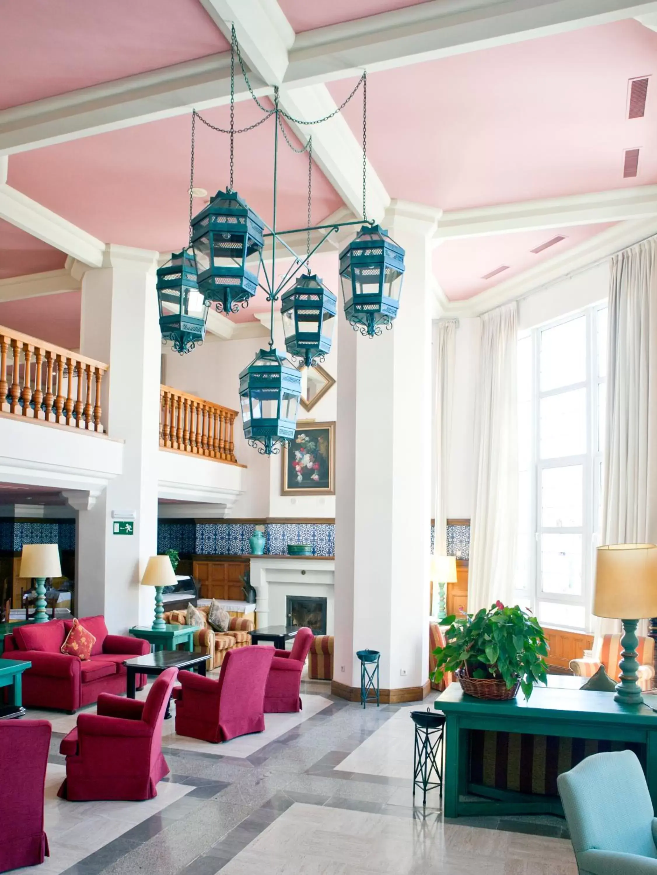 Communal lounge/ TV room, Lobby/Reception in Hotel Apartamentos Trevenque