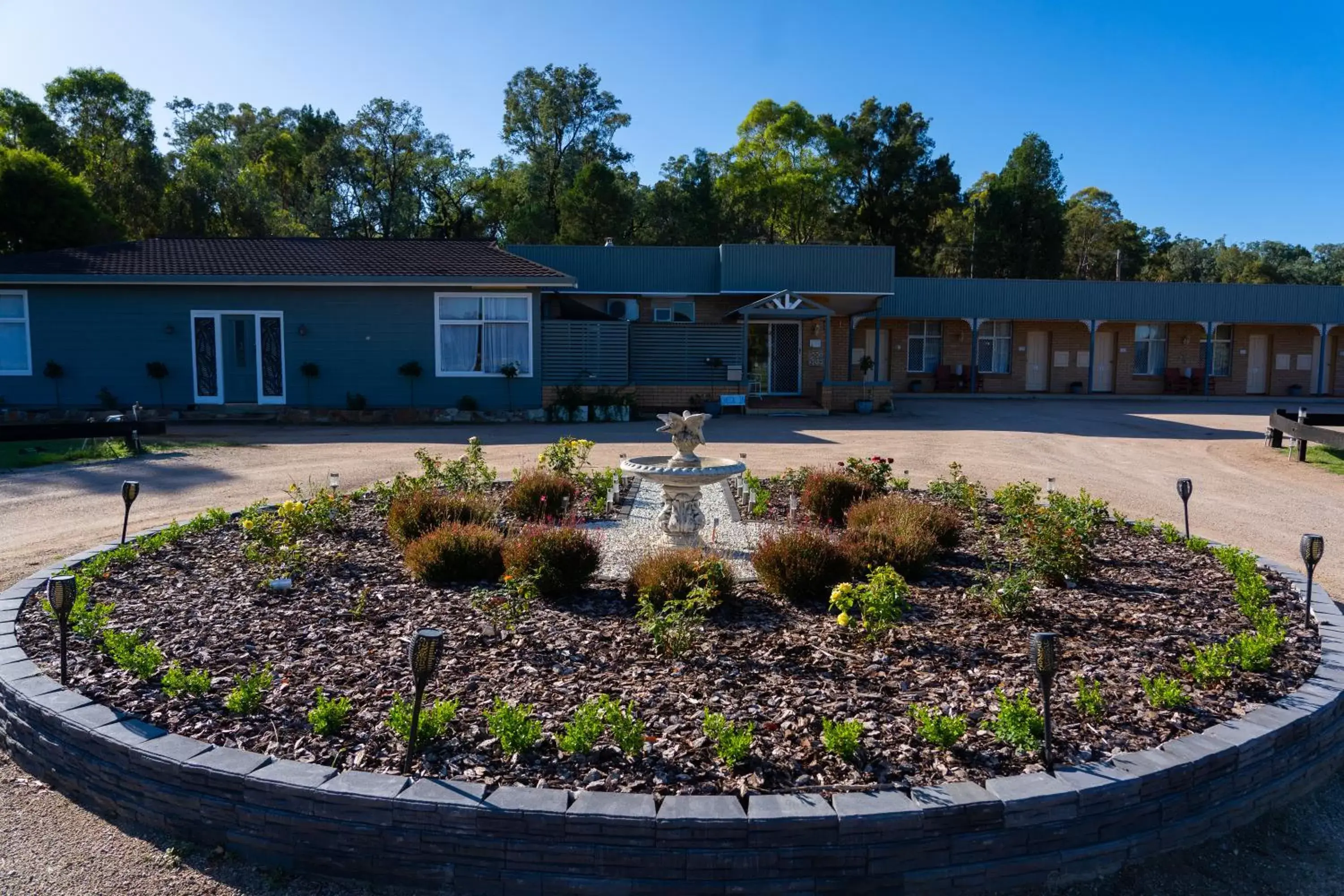 Property Building in Sunflower Motel