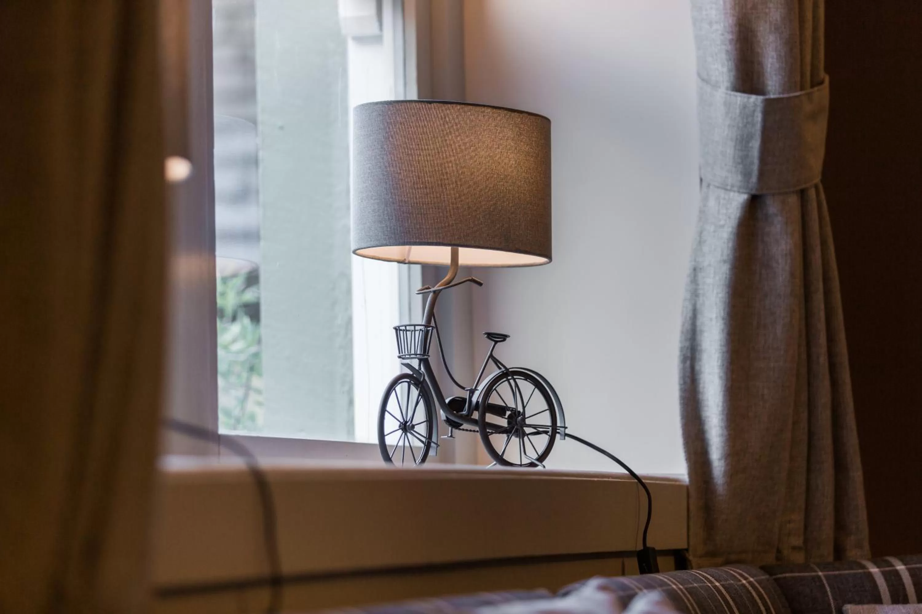 Lounge or bar, TV/Entertainment Center in Black Horse Hotel