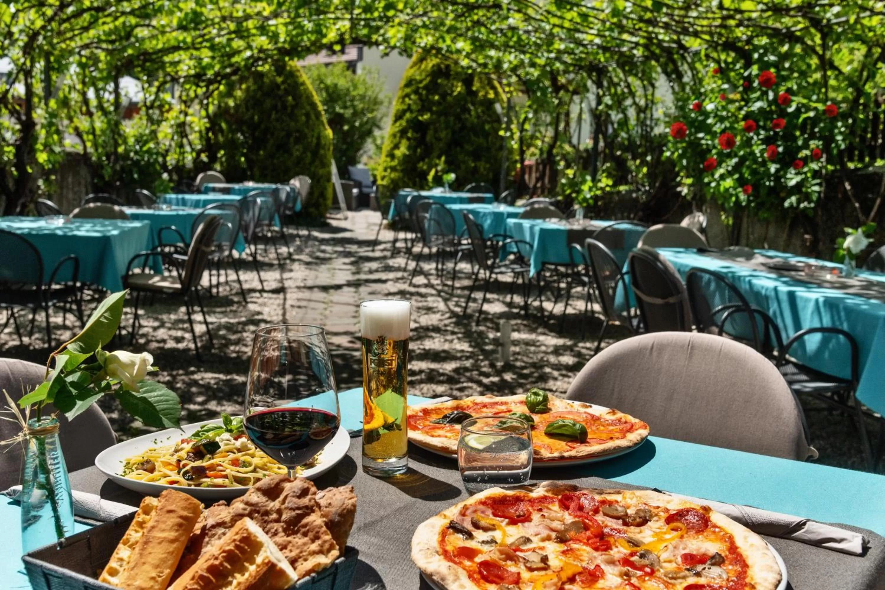 Restaurant/places to eat in Hotel Villa Mayr Rooms & Suites