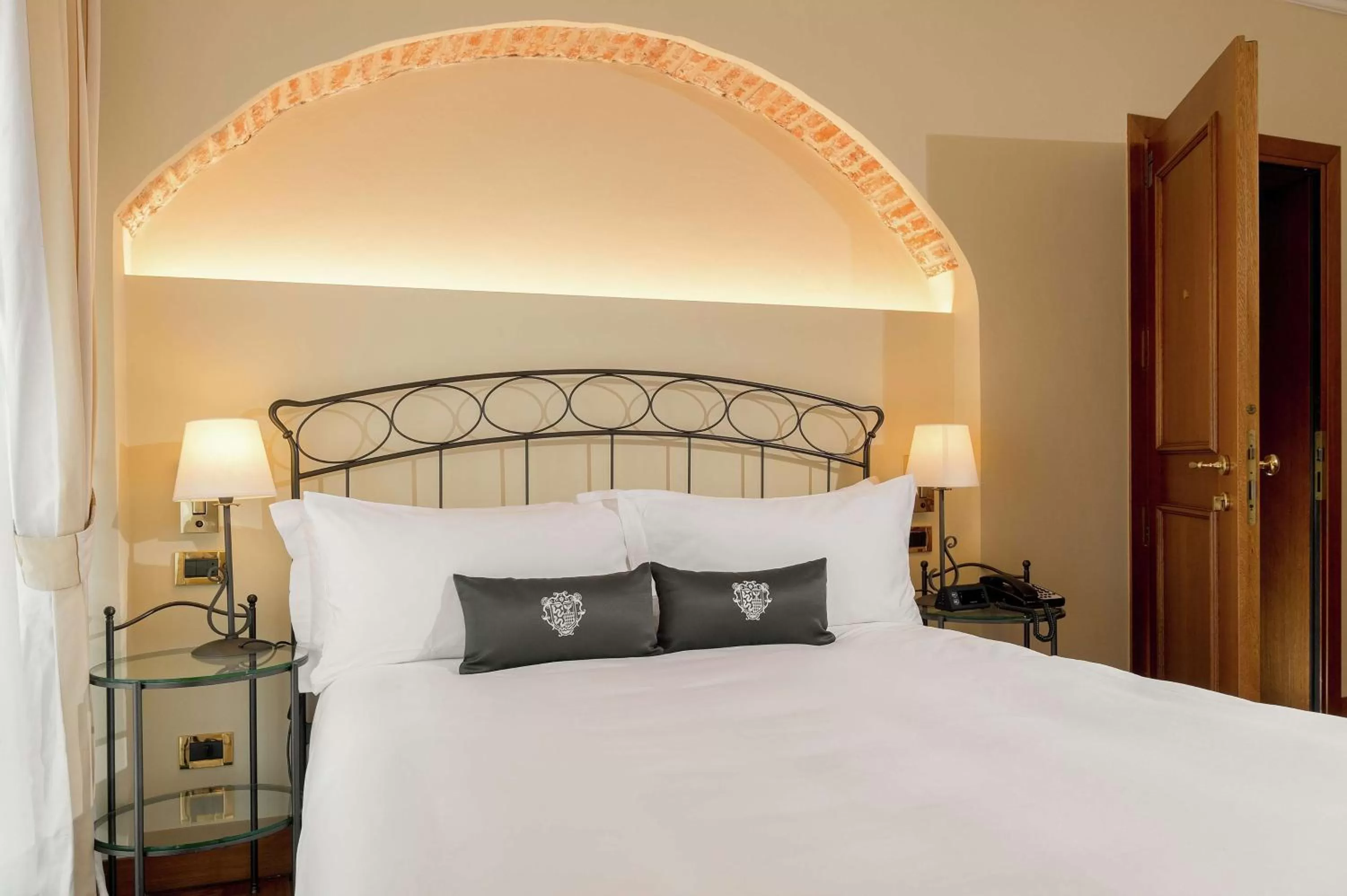 Bed in Grand Hotel Villa Torretta, Curio Collection by Hilton