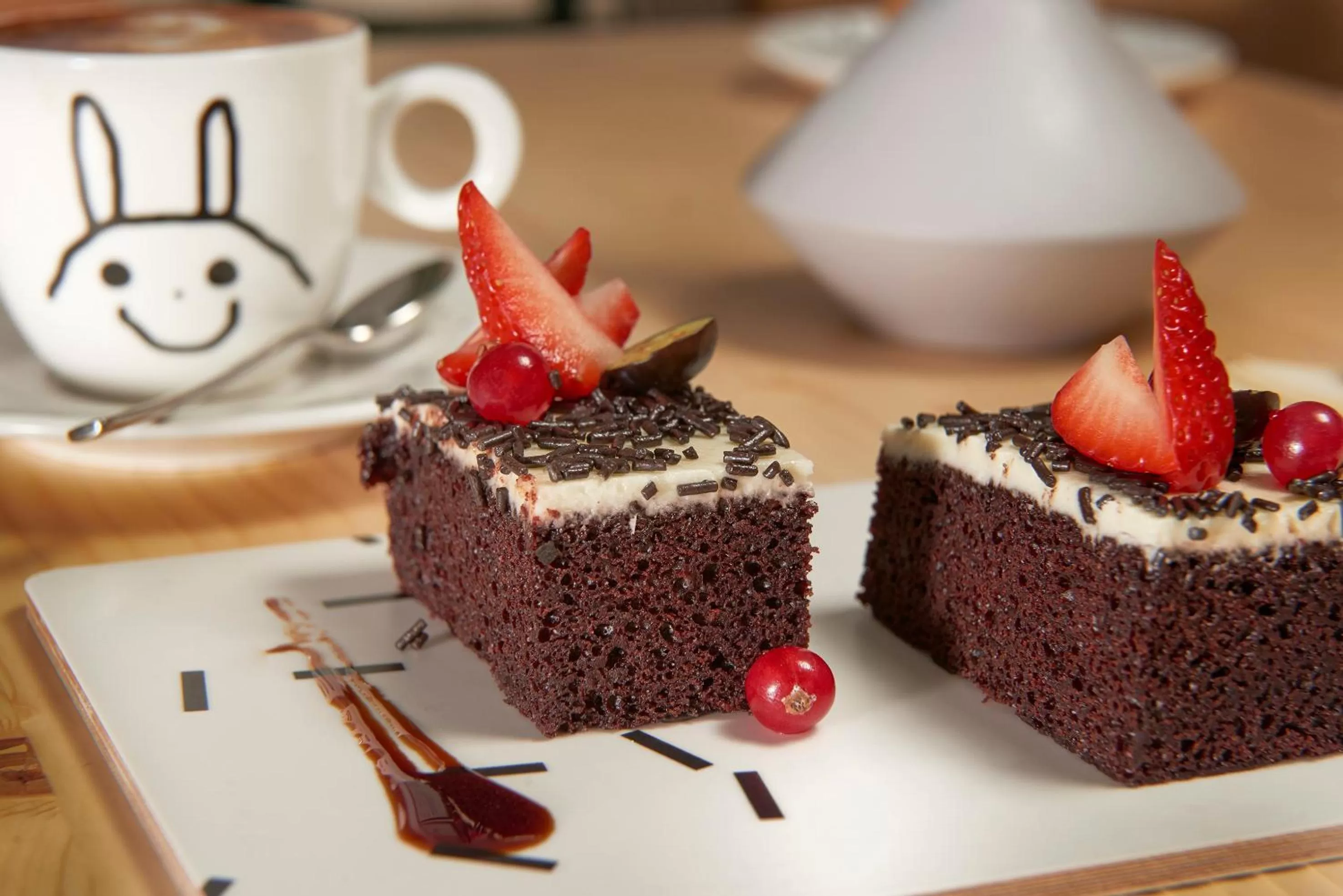 Food in INNSiDE by Meliá Palma Center