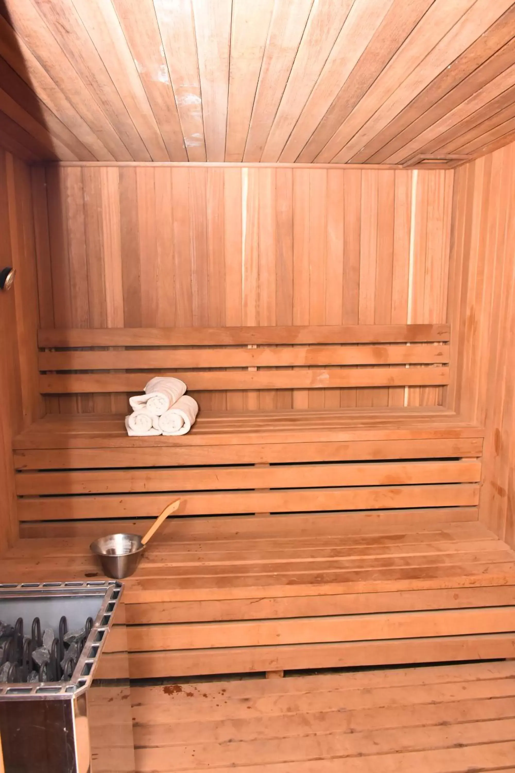 Sauna in La Maison Royale
