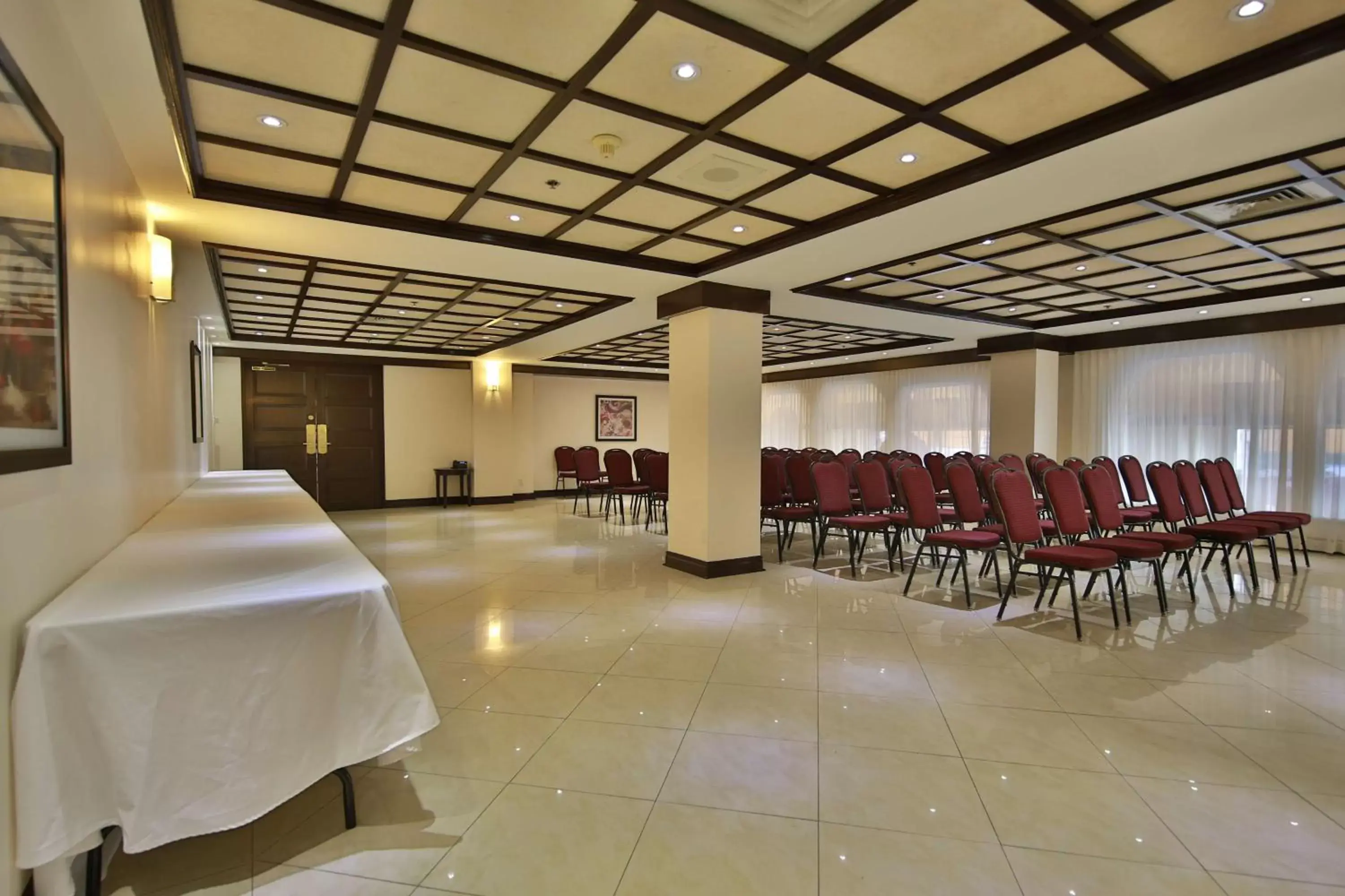 On site, Banquet Facilities in Best Western Plus Montreal Downtown- Hotel Europa