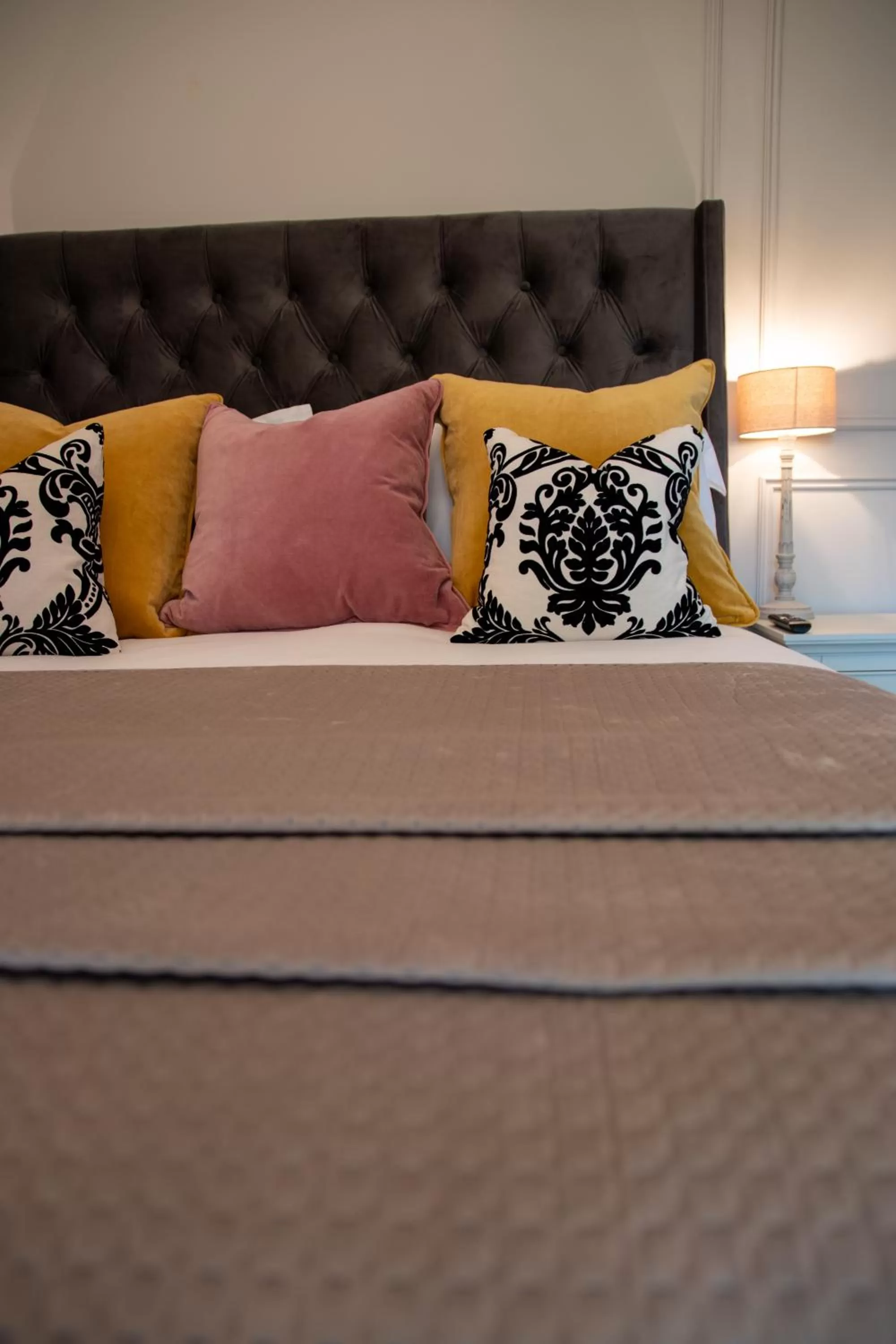 Bed in Apple Tree Bed and Breakfast