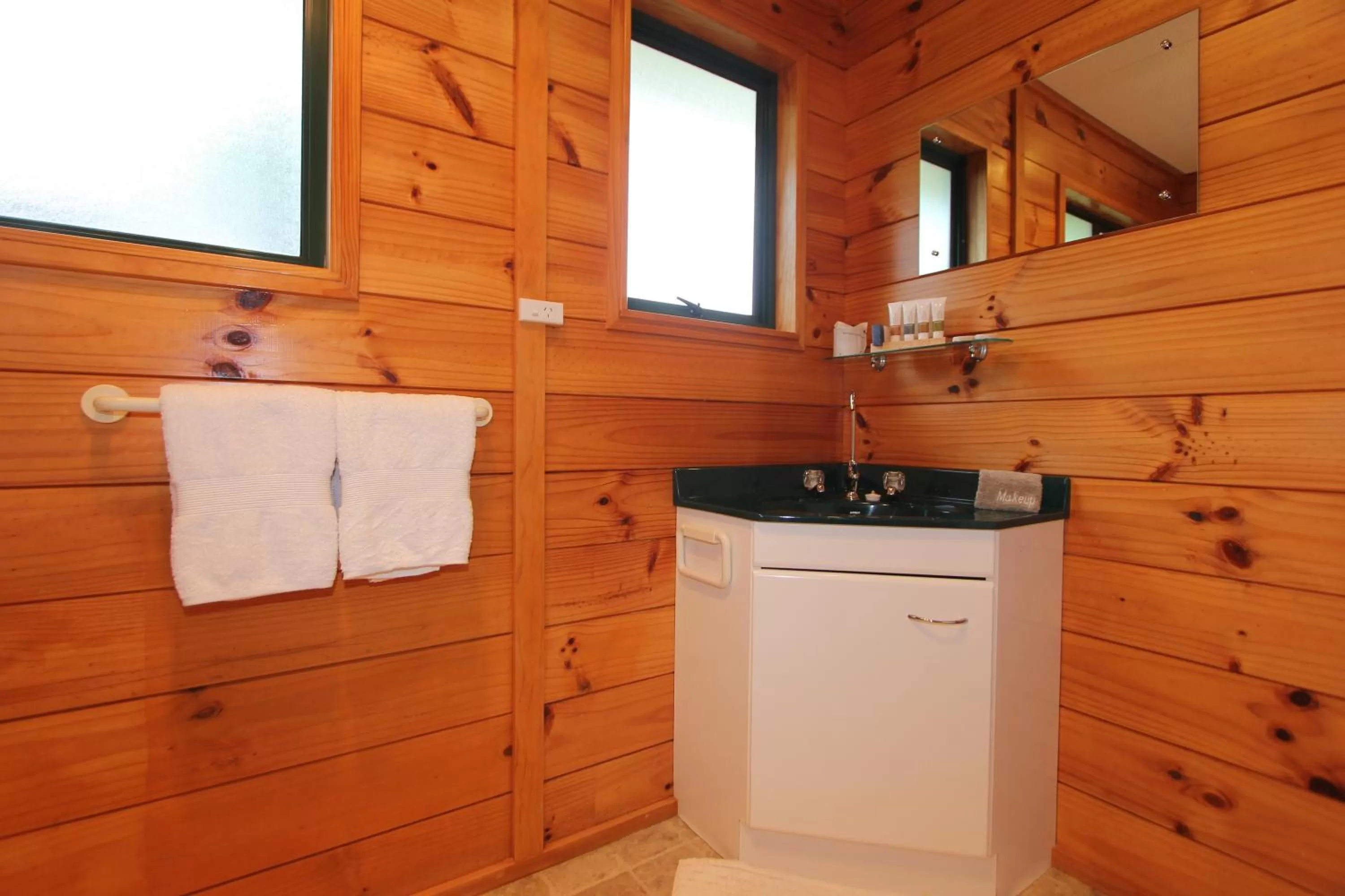 Bathroom in Andrea's Bed & Breakfast