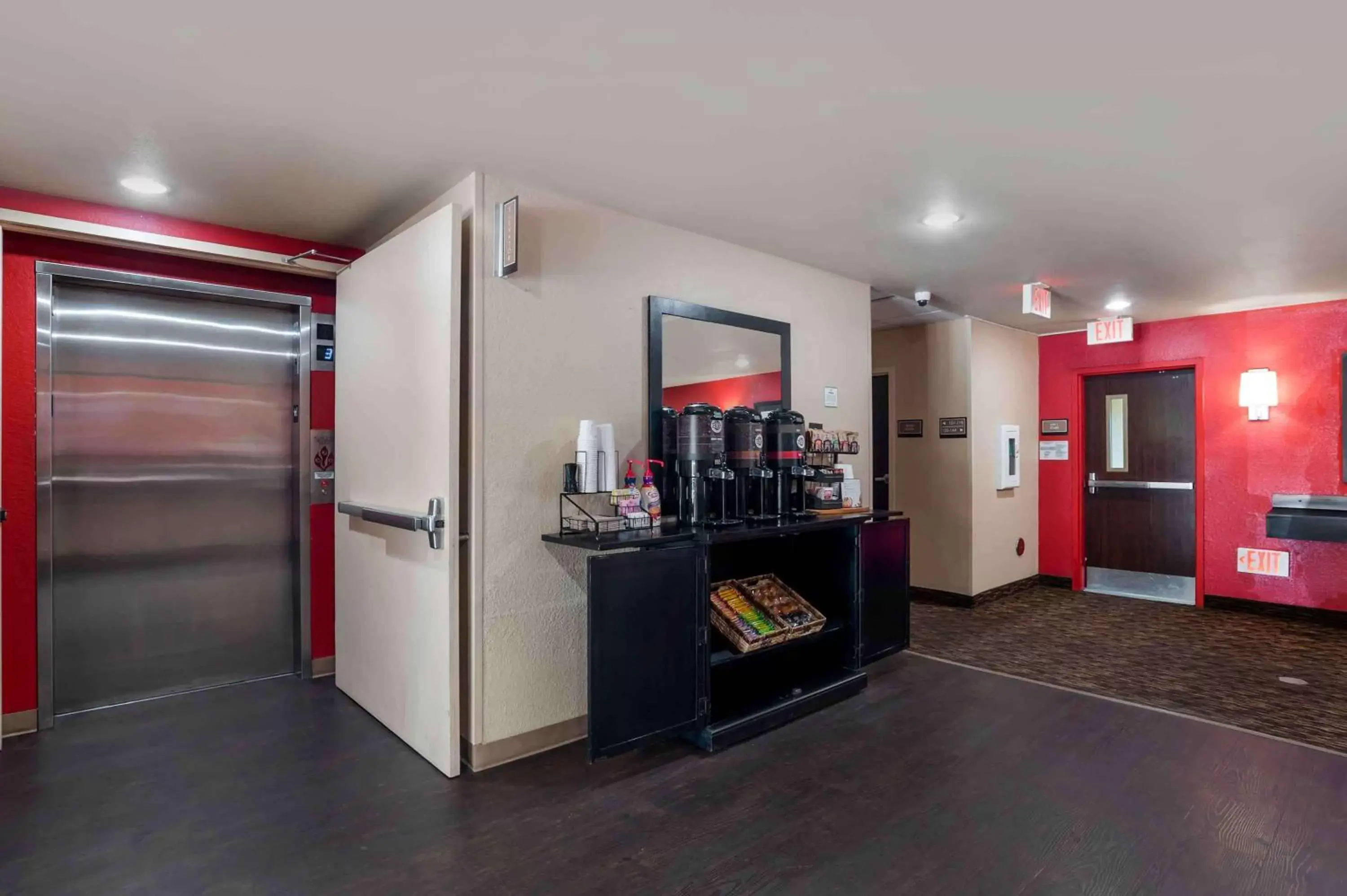 Lobby or reception in Extended Stay America Suites - Orange County - Lake Forest