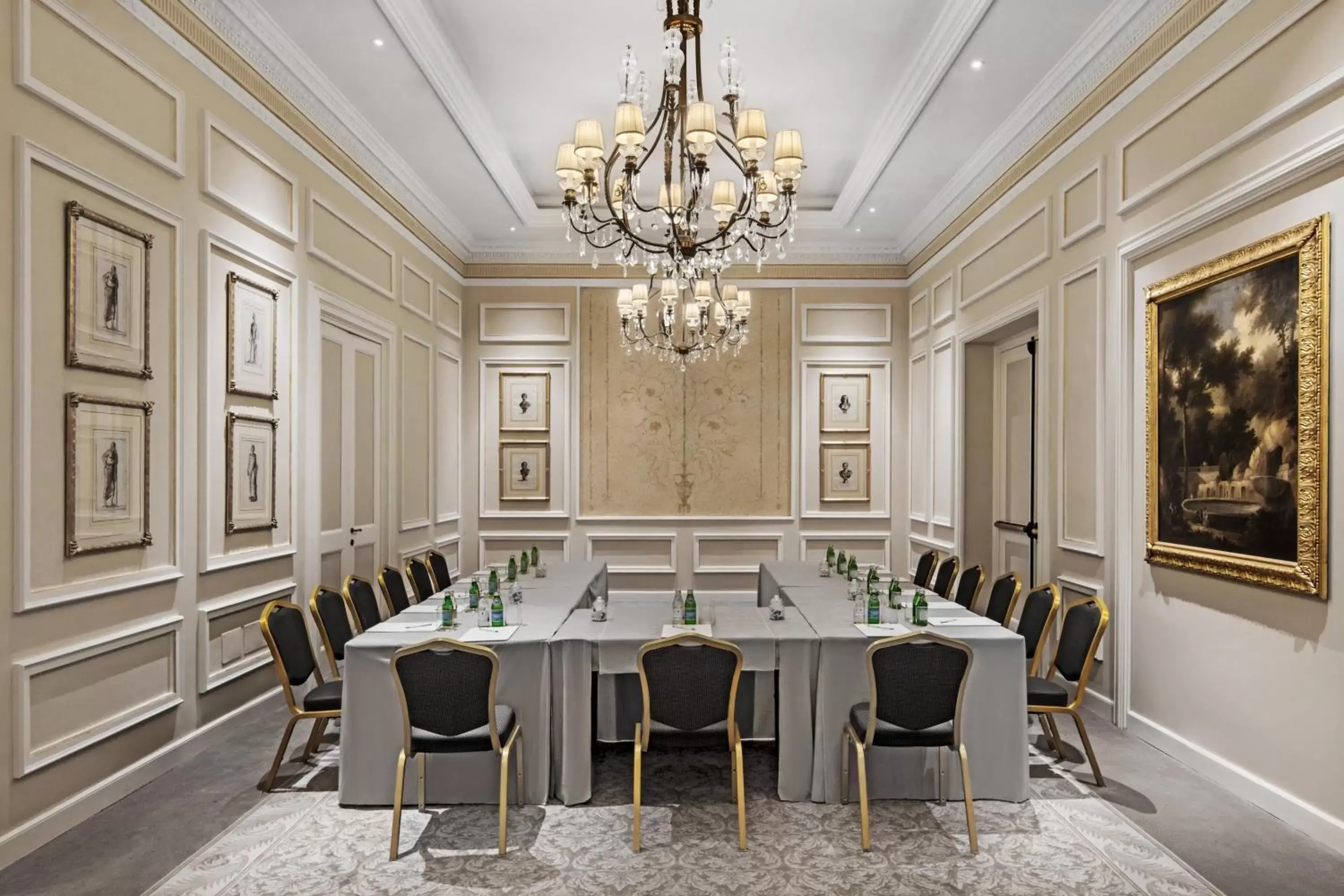 Meeting/conference room in The St. Regis Rome