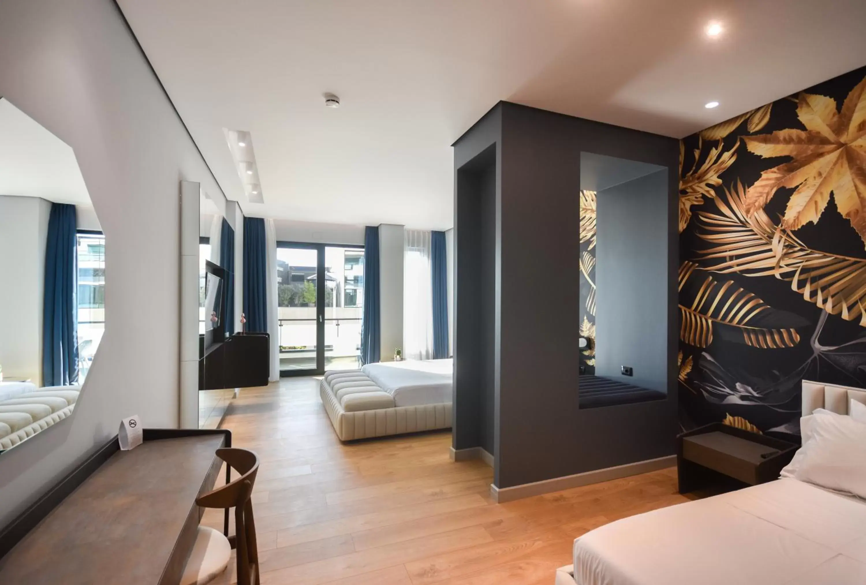 Suite in Flamingo Hotel Suite in Flamingo Hotel