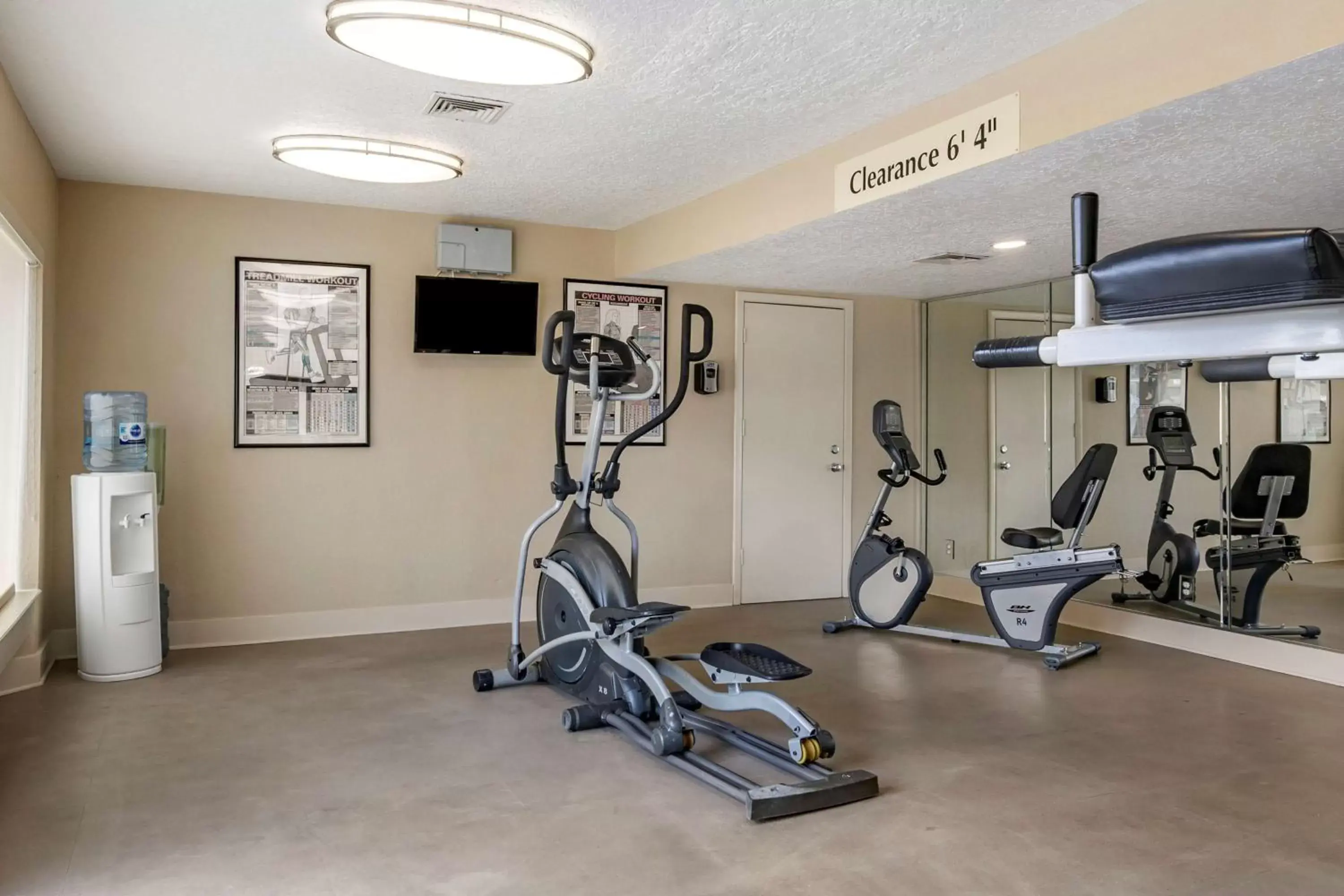 Spa and wellness centre/facilities, Fitness Center/Facilities in Best Western Space Shuttle Inn