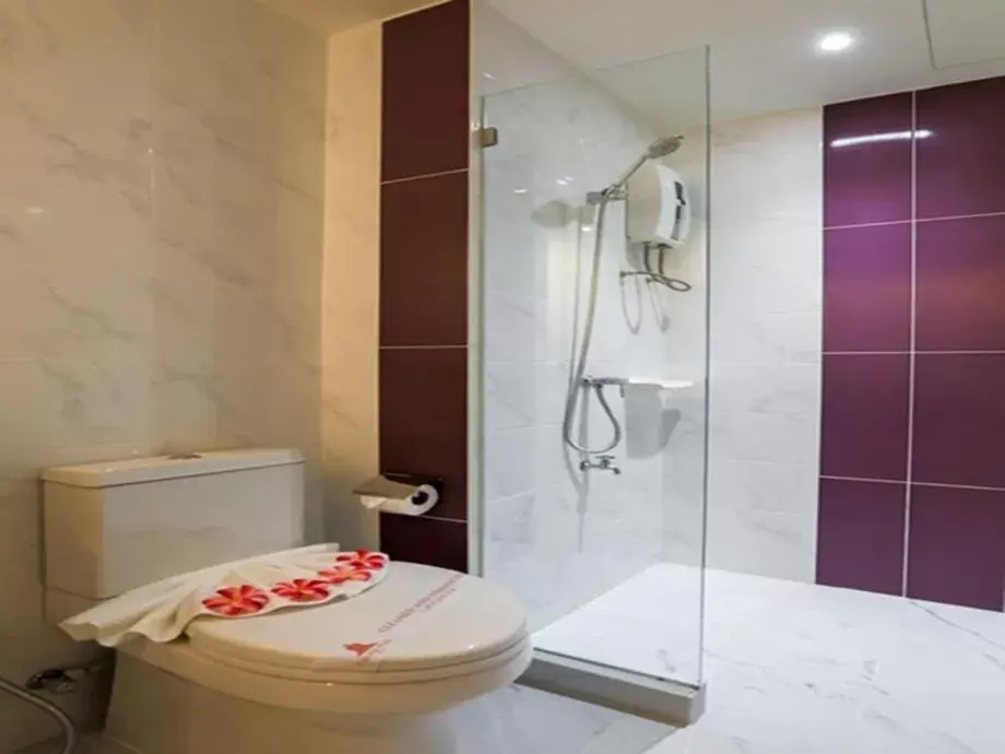 Shower, Bathroom in Grand Pink Hotel Hatyai