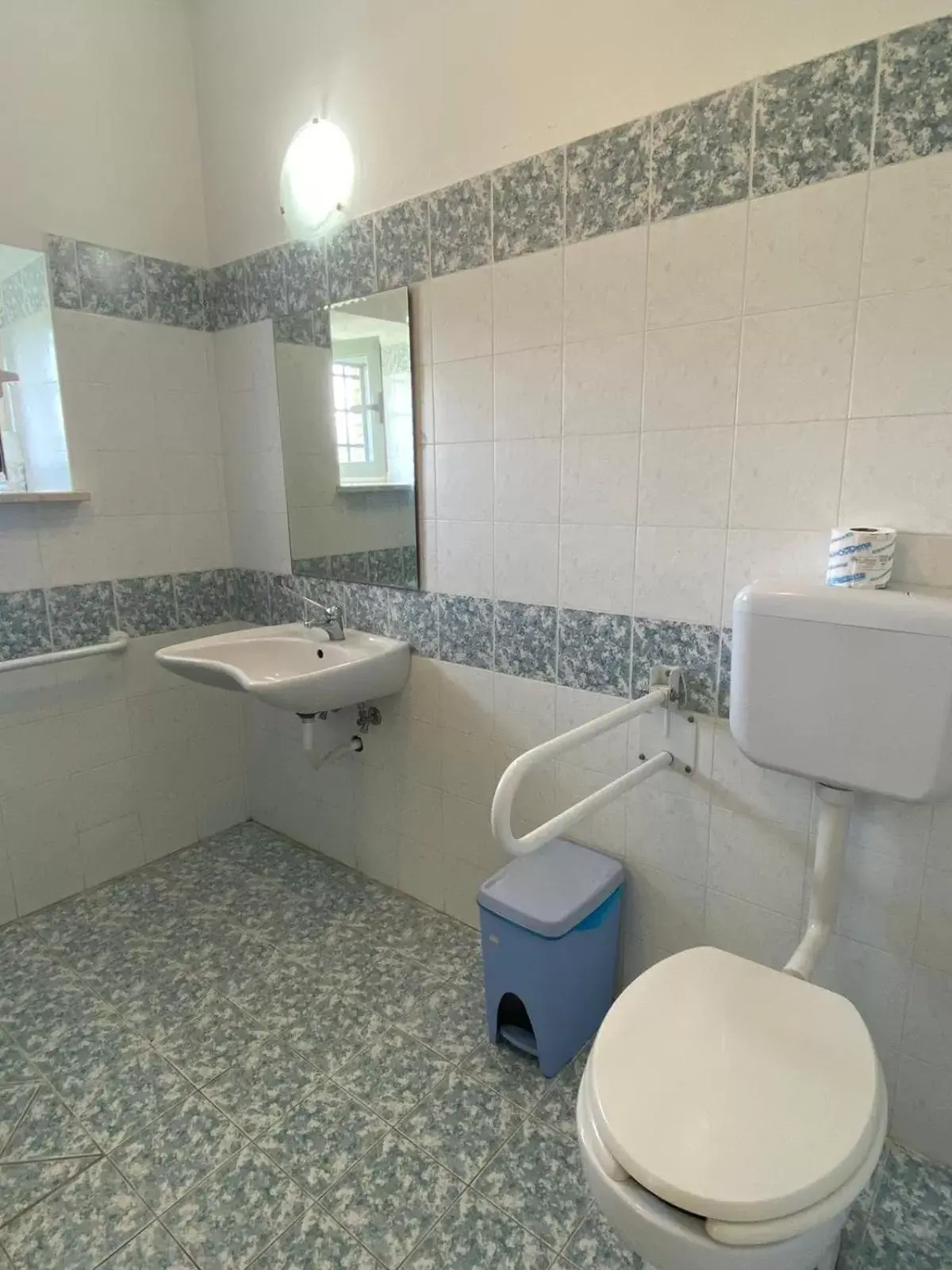 Toilet, Bathroom in Il Castello di Atessa