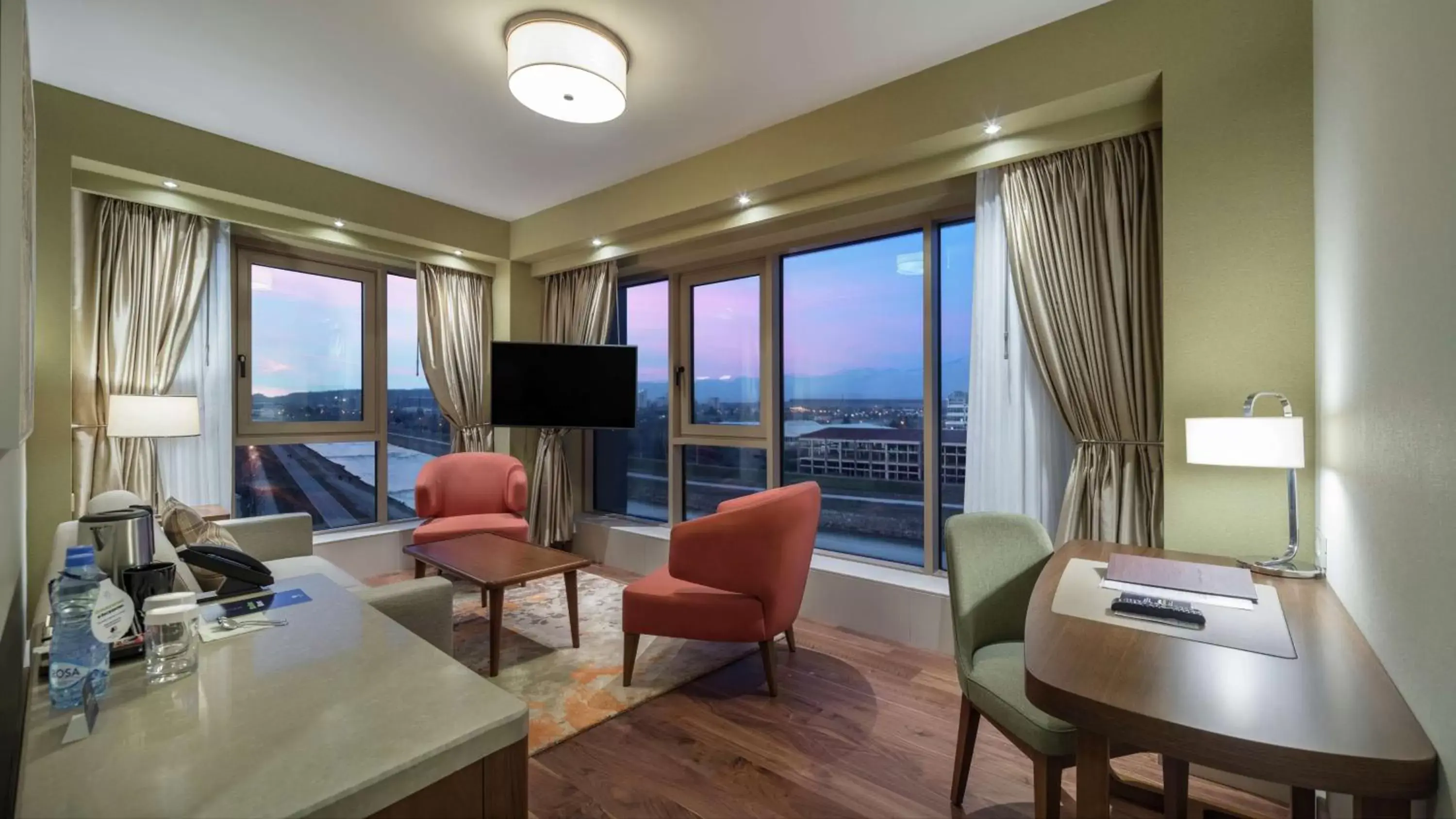 Bedroom, Seating Area in DoubleTree By Hilton Skopje