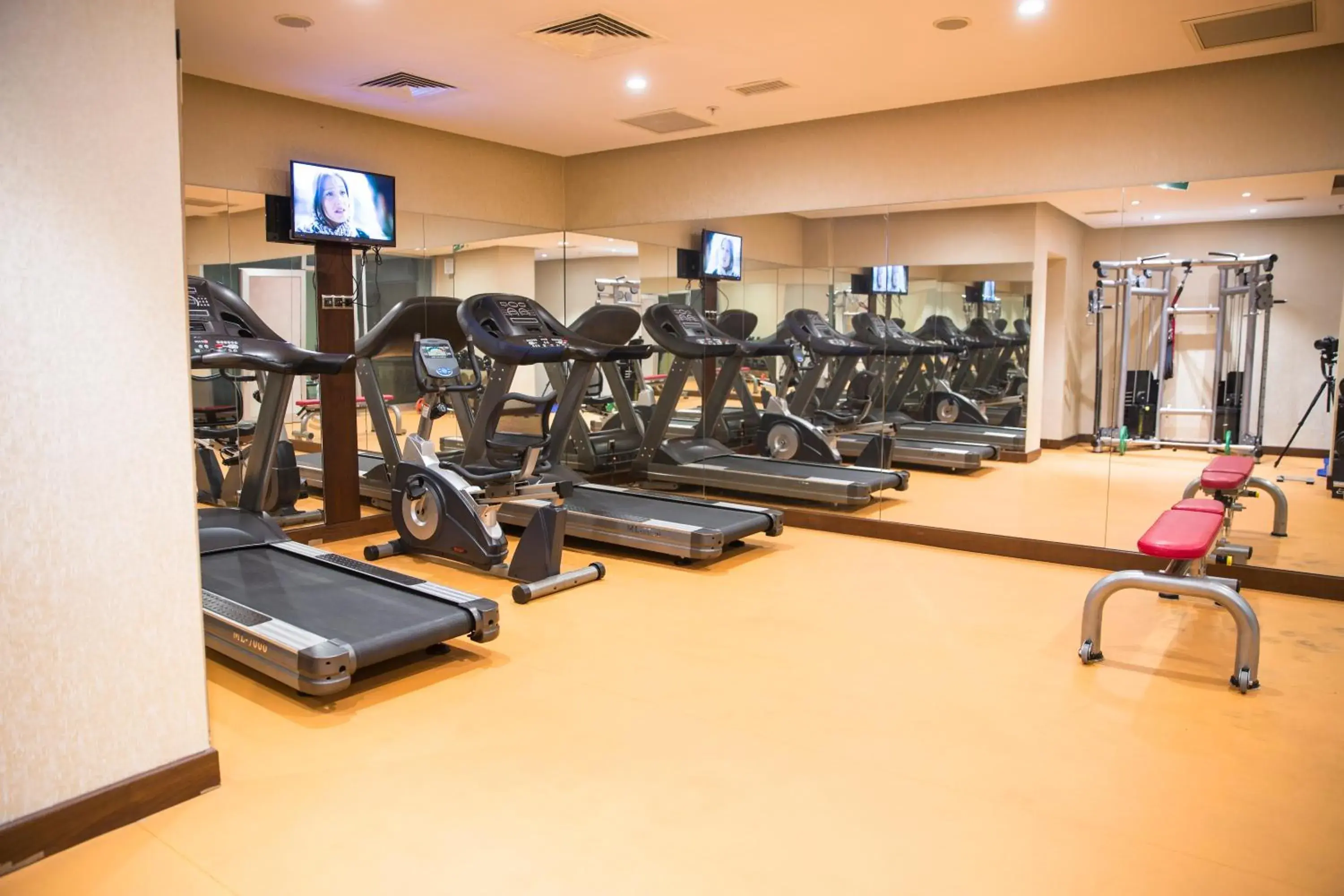 Activities, Fitness Center/Facilities in Grand Aras Hotel & Suites