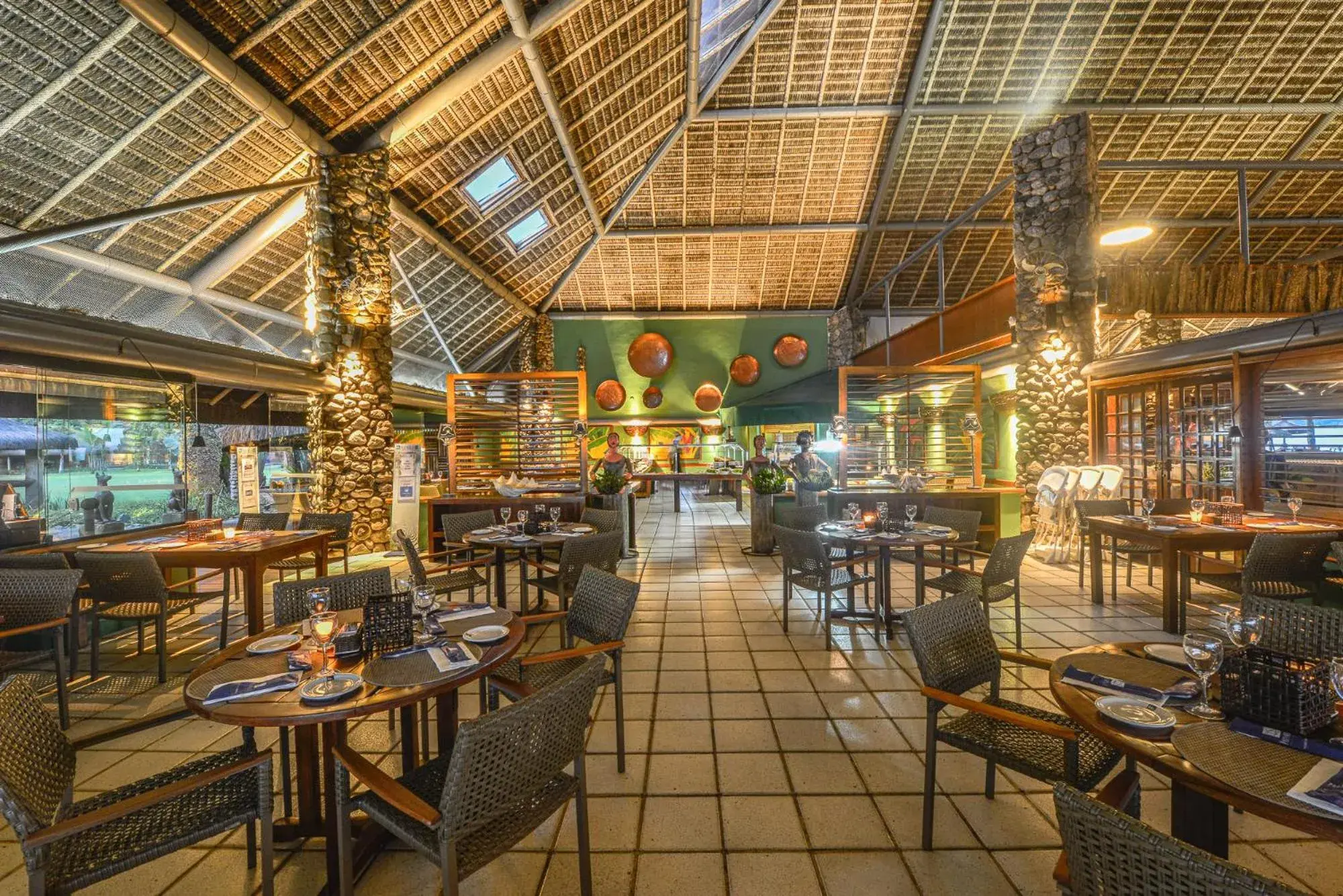 Restaurant/Places to Eat in Hotel Portobello Resort & Safari