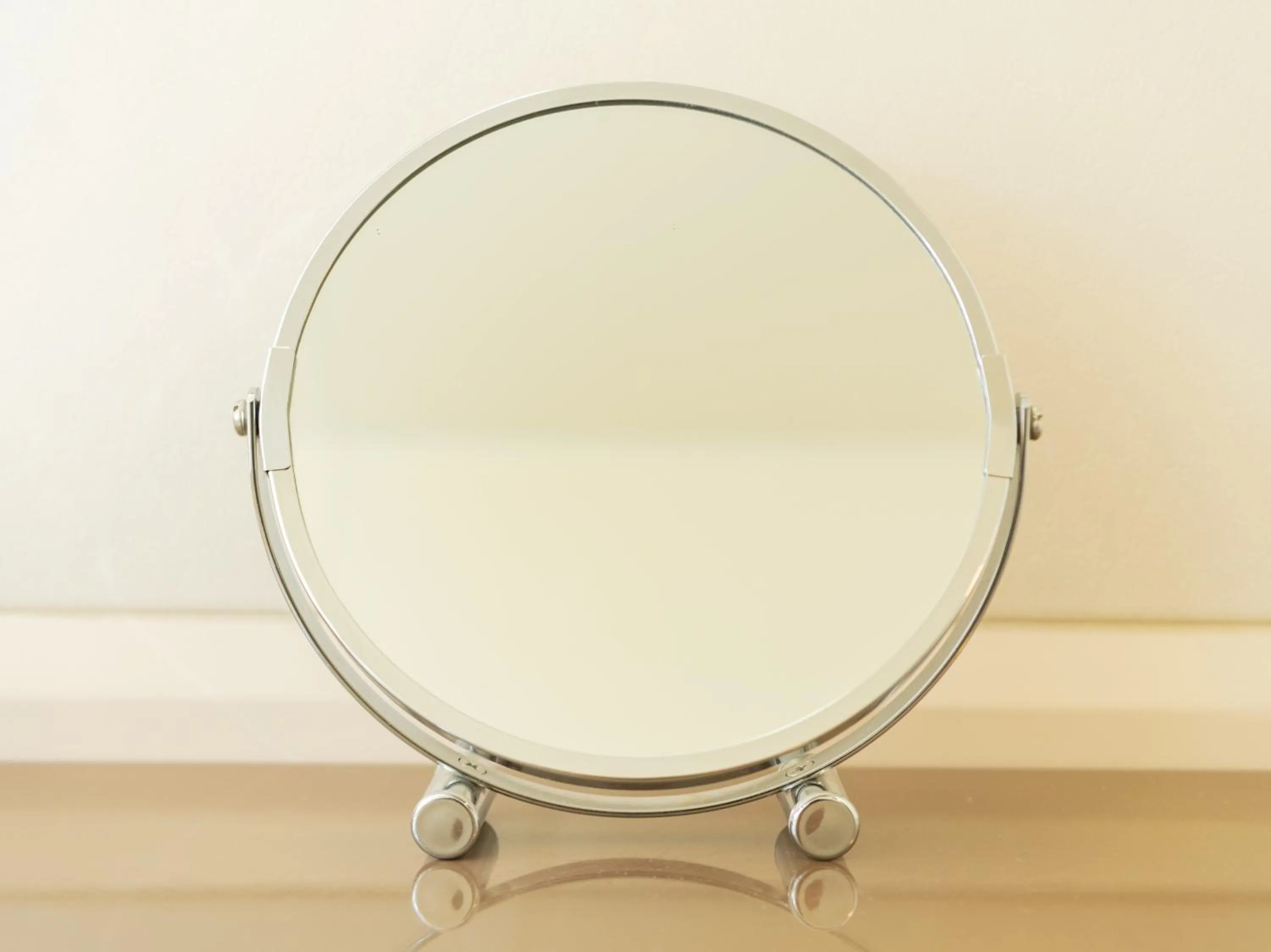 Photo of the whole room in Alpico Plaza Hotel