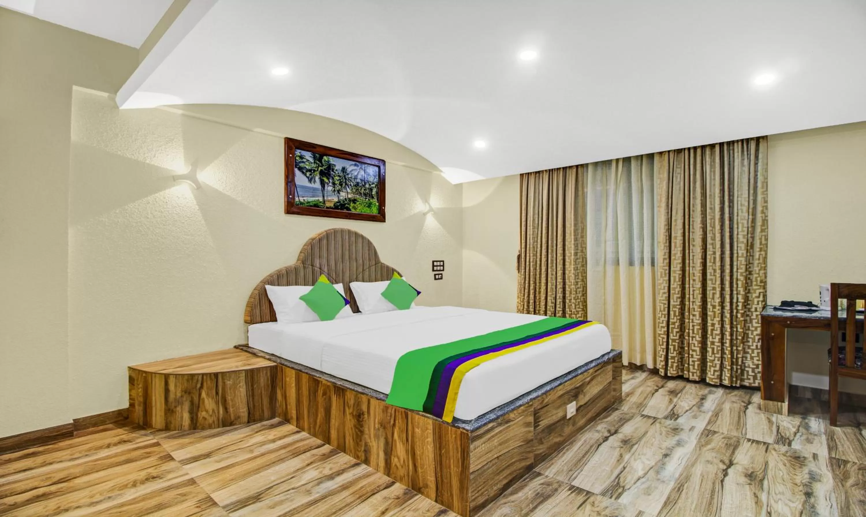 Bedroom, Bed in Treebo Majestic Palms, 2 Km From Colva Beach
