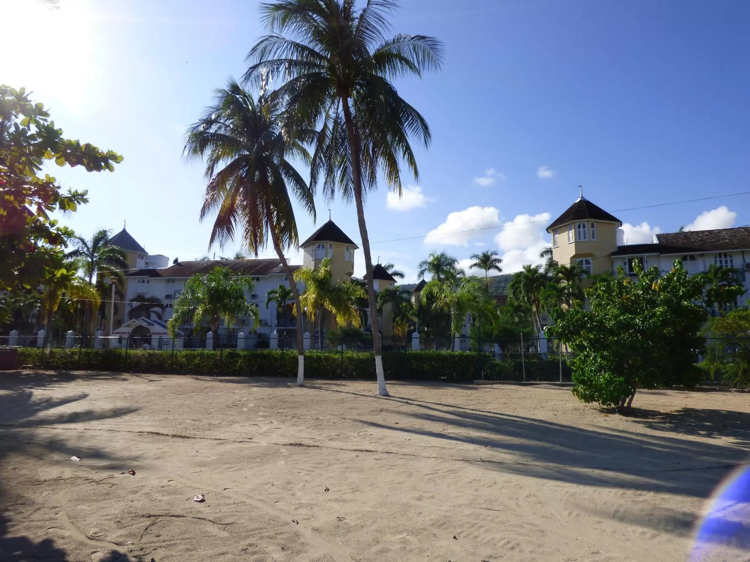 Property building in Beach One Bedroom Suite A22