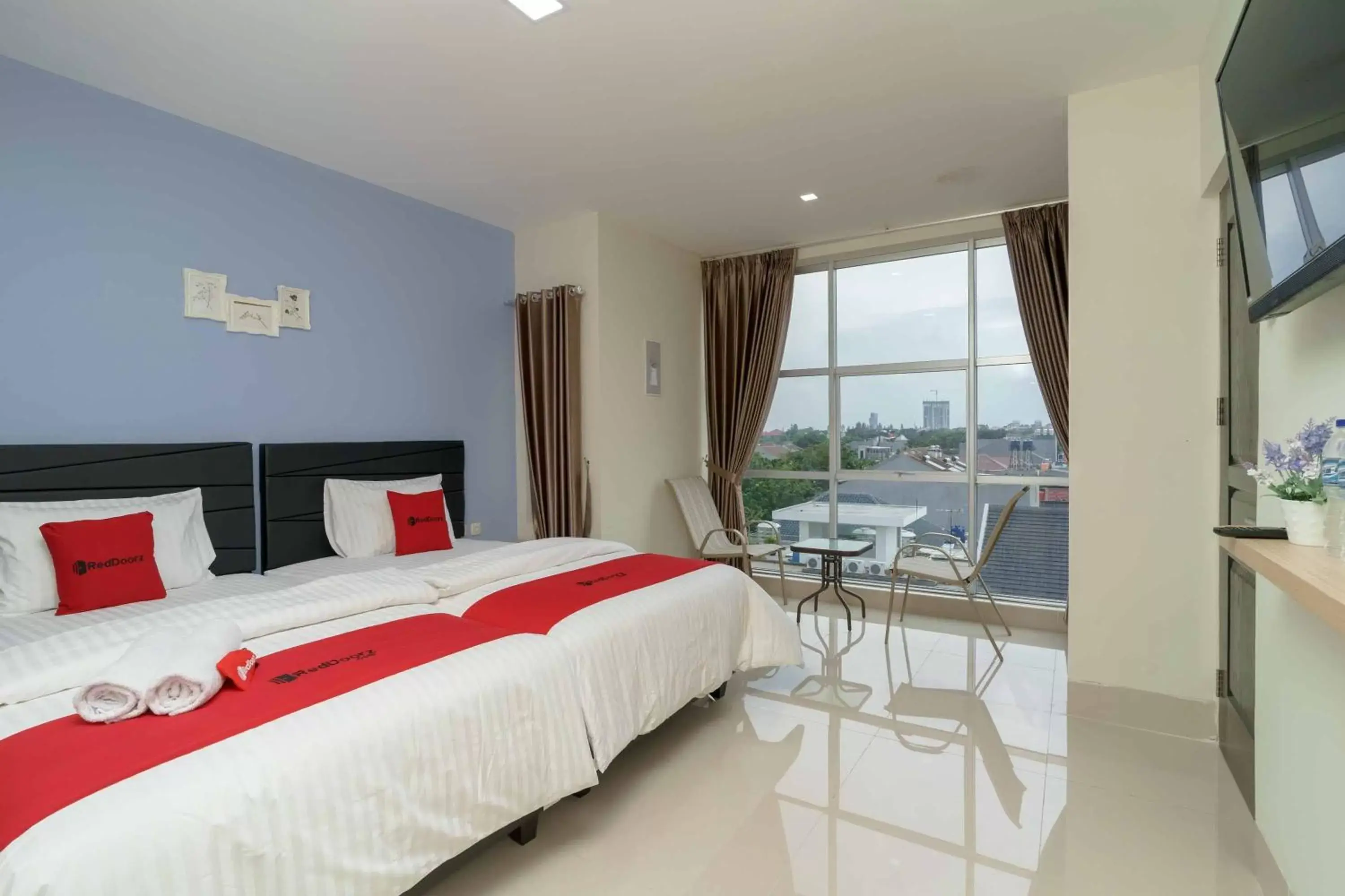 Bed in RedDoorz Plus near Eka Hospital BSD 5 Bed in RedDoorz Plus near Eka Hospital BSD 5
