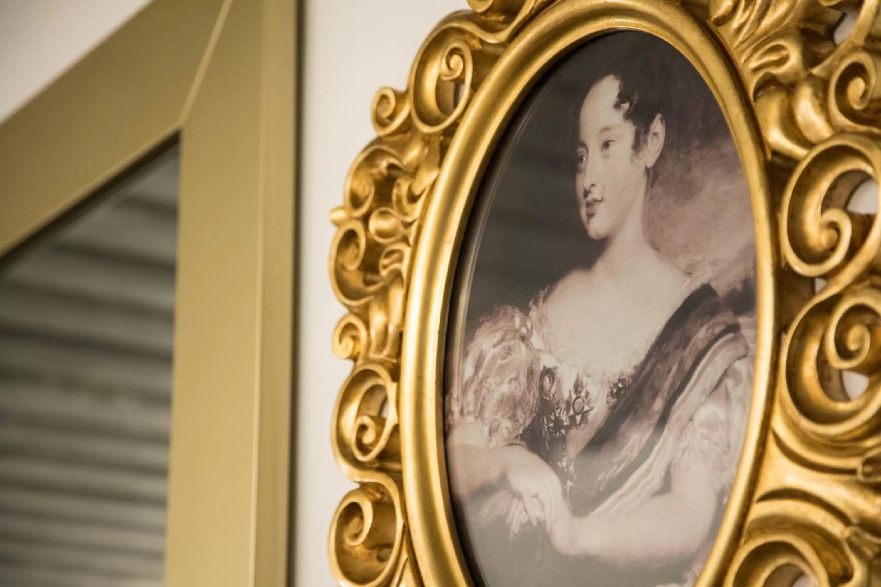 Decorative detail in Casual Belle Epoque Lisboa