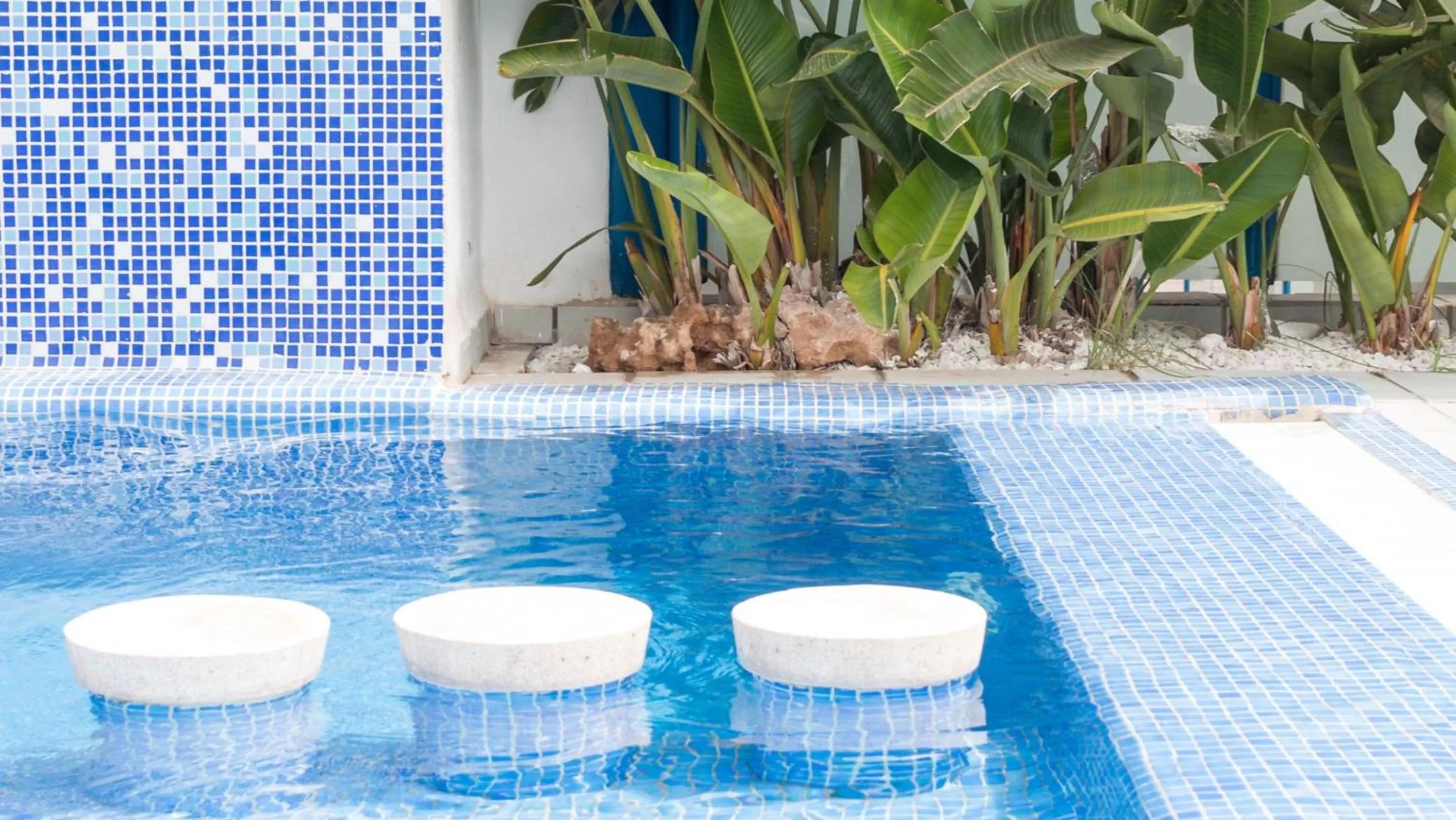 Swimming pool in Hotel RH Riviera - Adults Only