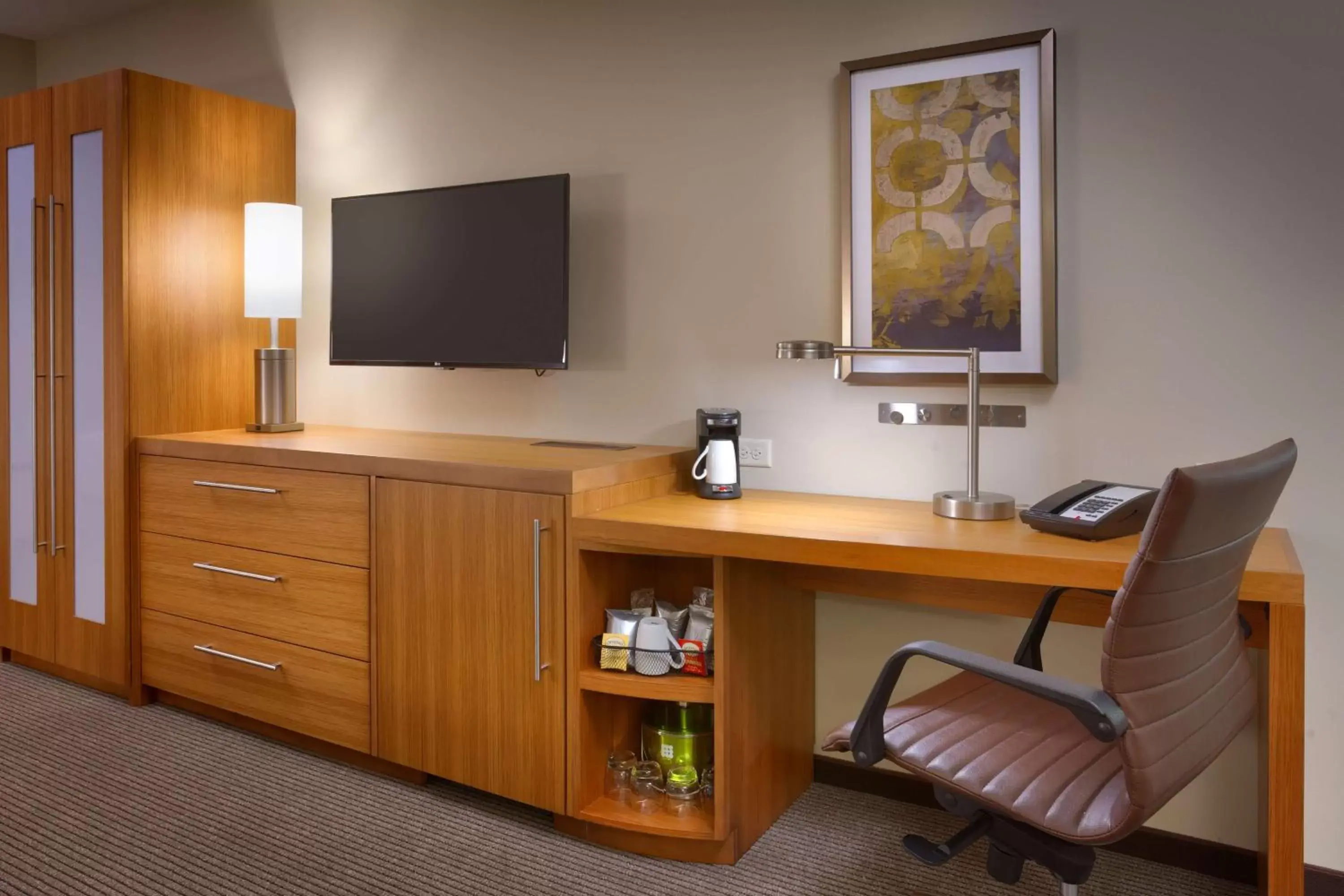 Bedroom, TV/Entertainment Center in Hyatt Place Park City