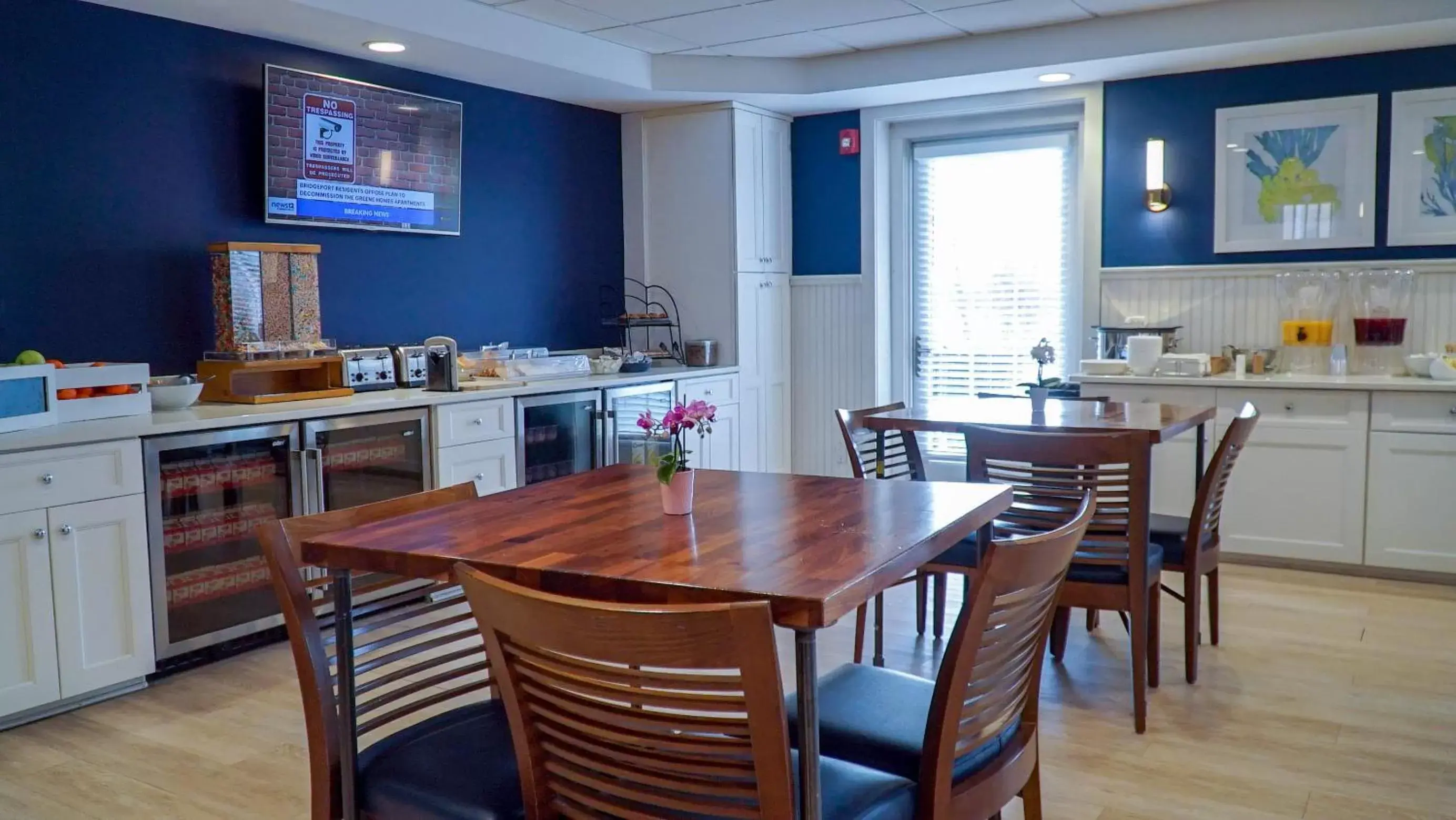 Continental breakfast in Circle Hotel Fairfield Continental breakfast in Circle Hotel Fairfield