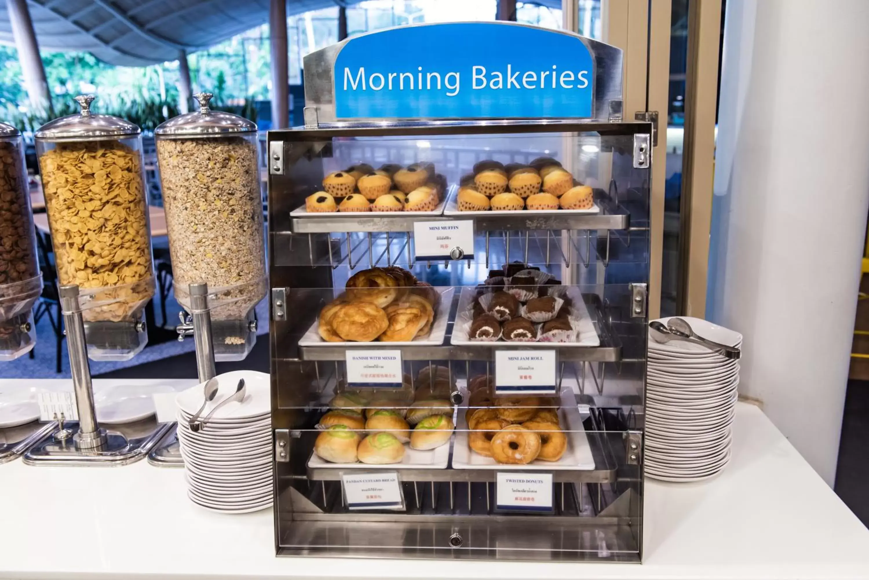 Food and drinks in Holiday Style Ao Nang Beach Resort, Krabi Food and drinks in Holiday Style Ao Nang Beach Resort, Krabi