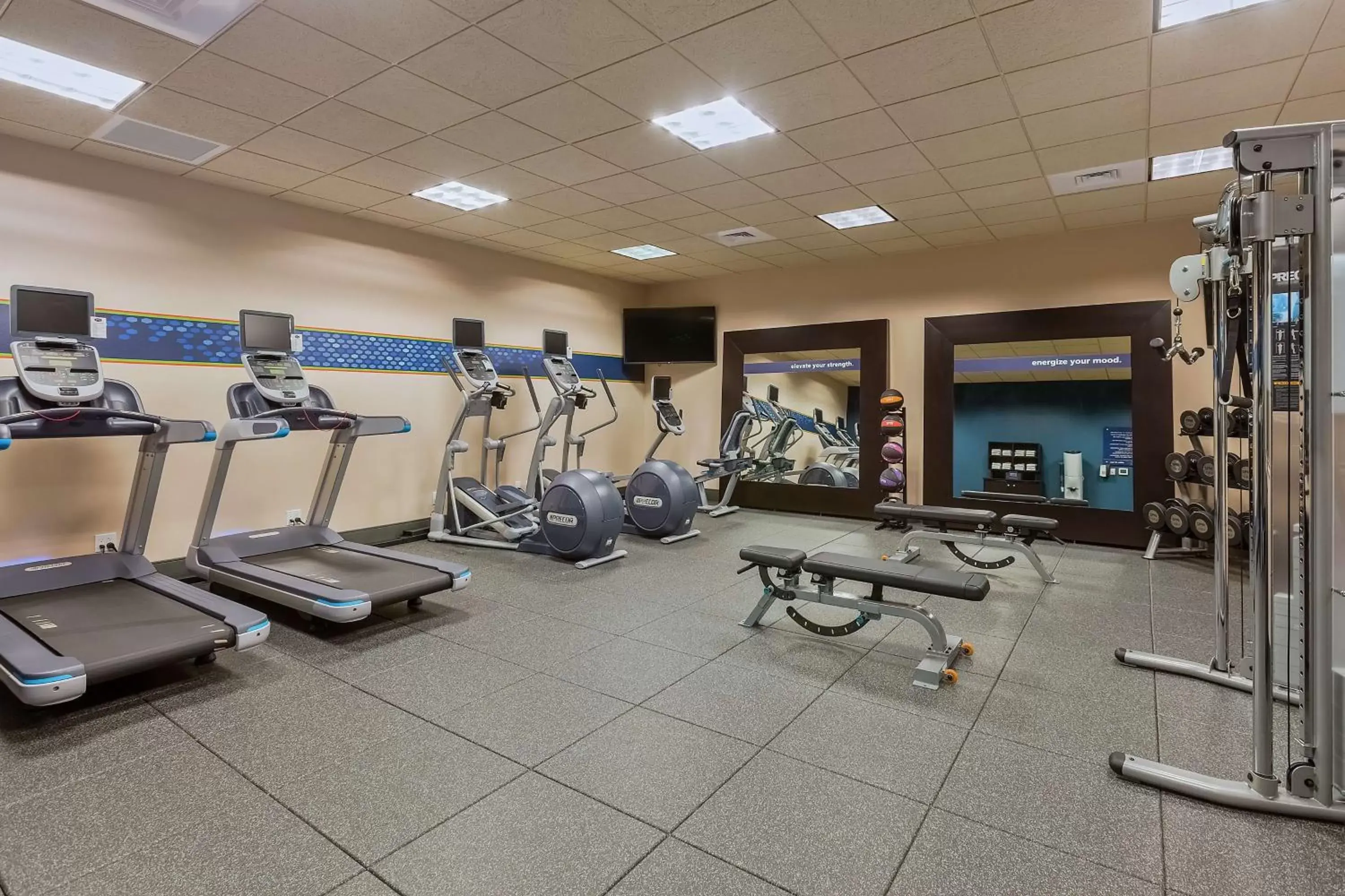 Fitness centre/facilities, Fitness Center/Facilities in Hampton Inn & Suites Bend