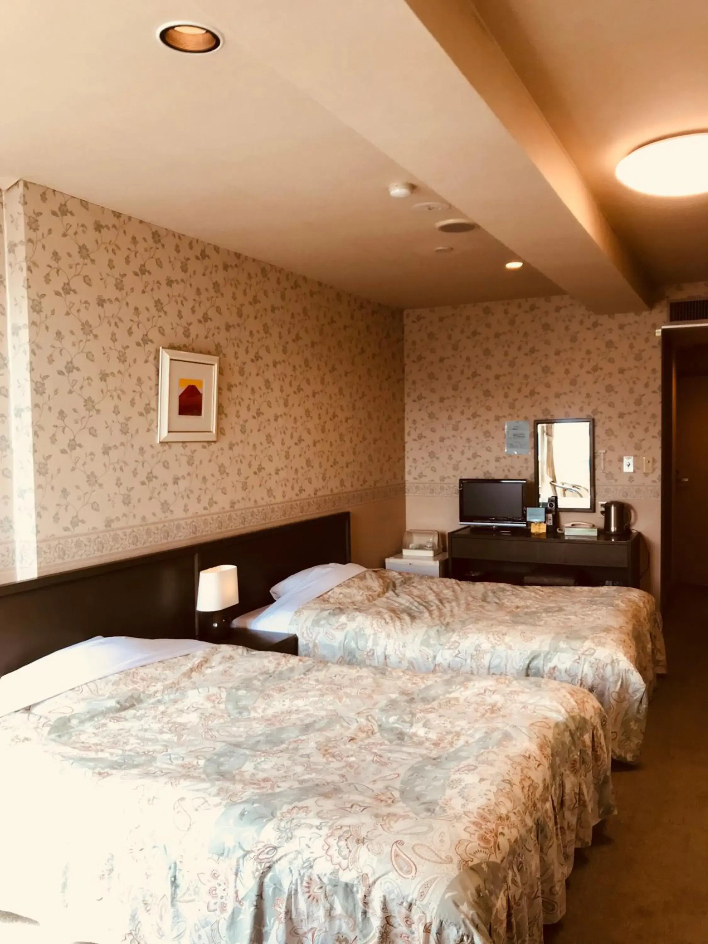 Photo of the whole room, Bed in Resort Inn Marion Shinano