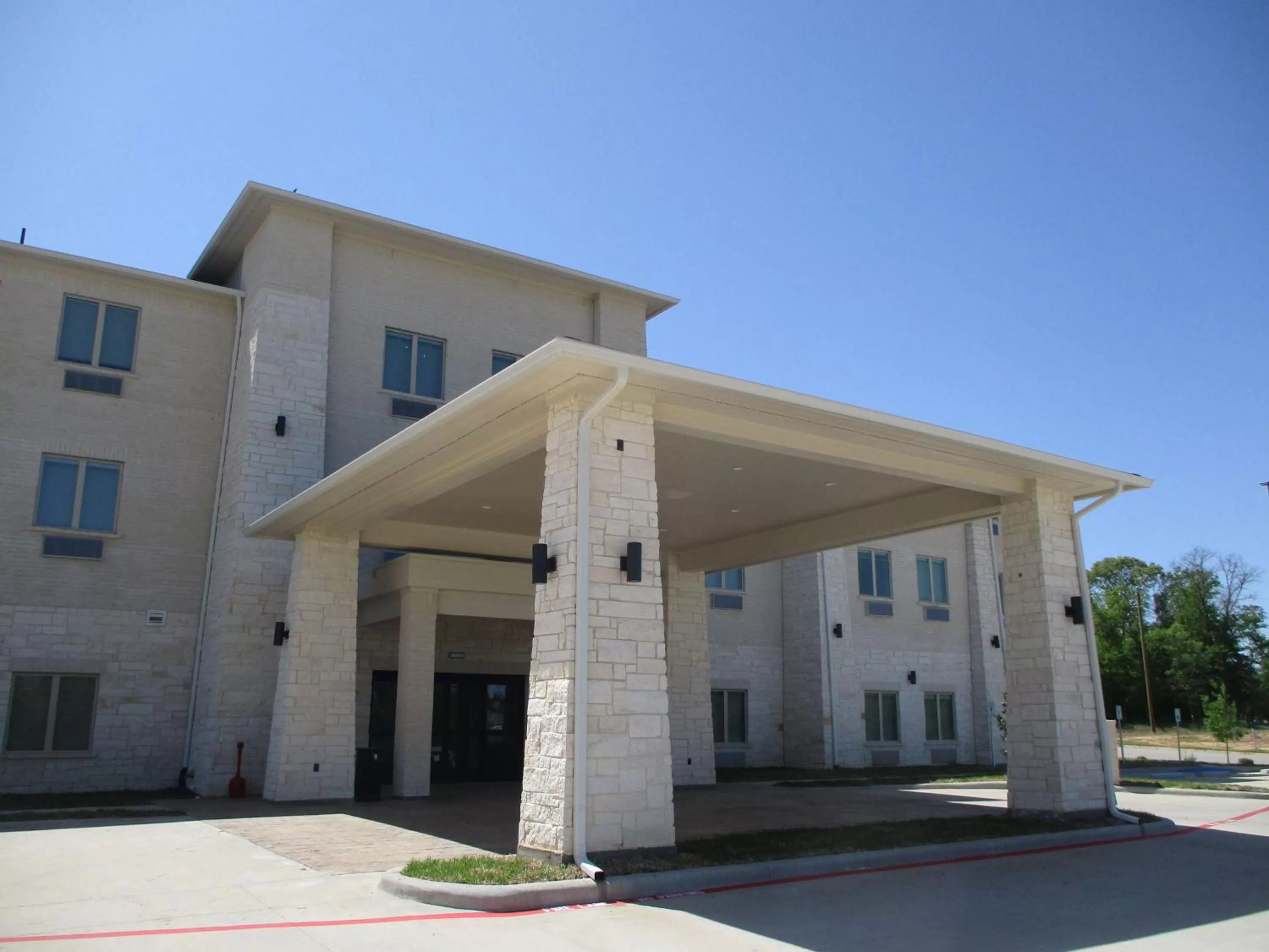 Property building in Best Western Plus Chandler