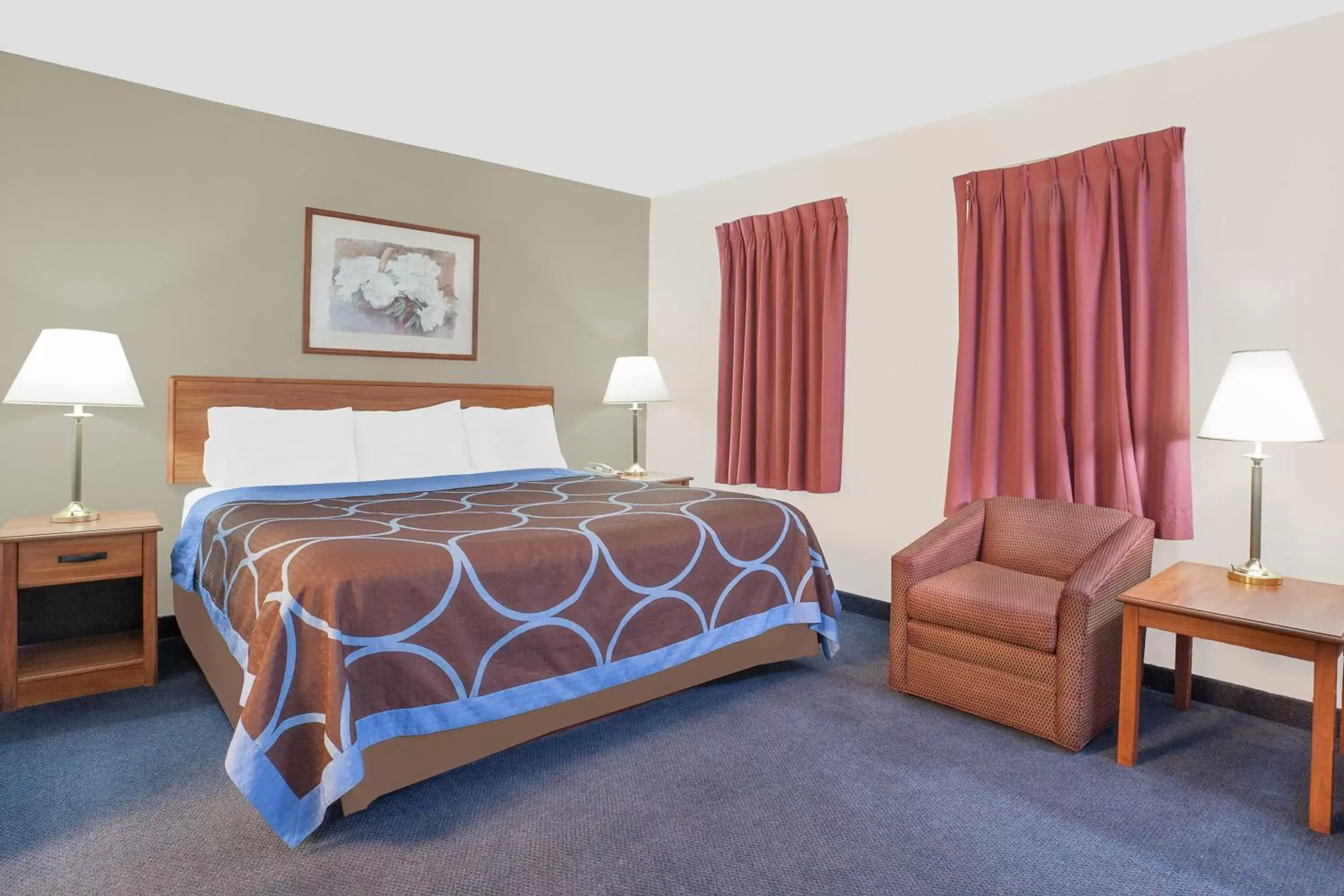 Bed in Super 8 by Wyndham Middletown