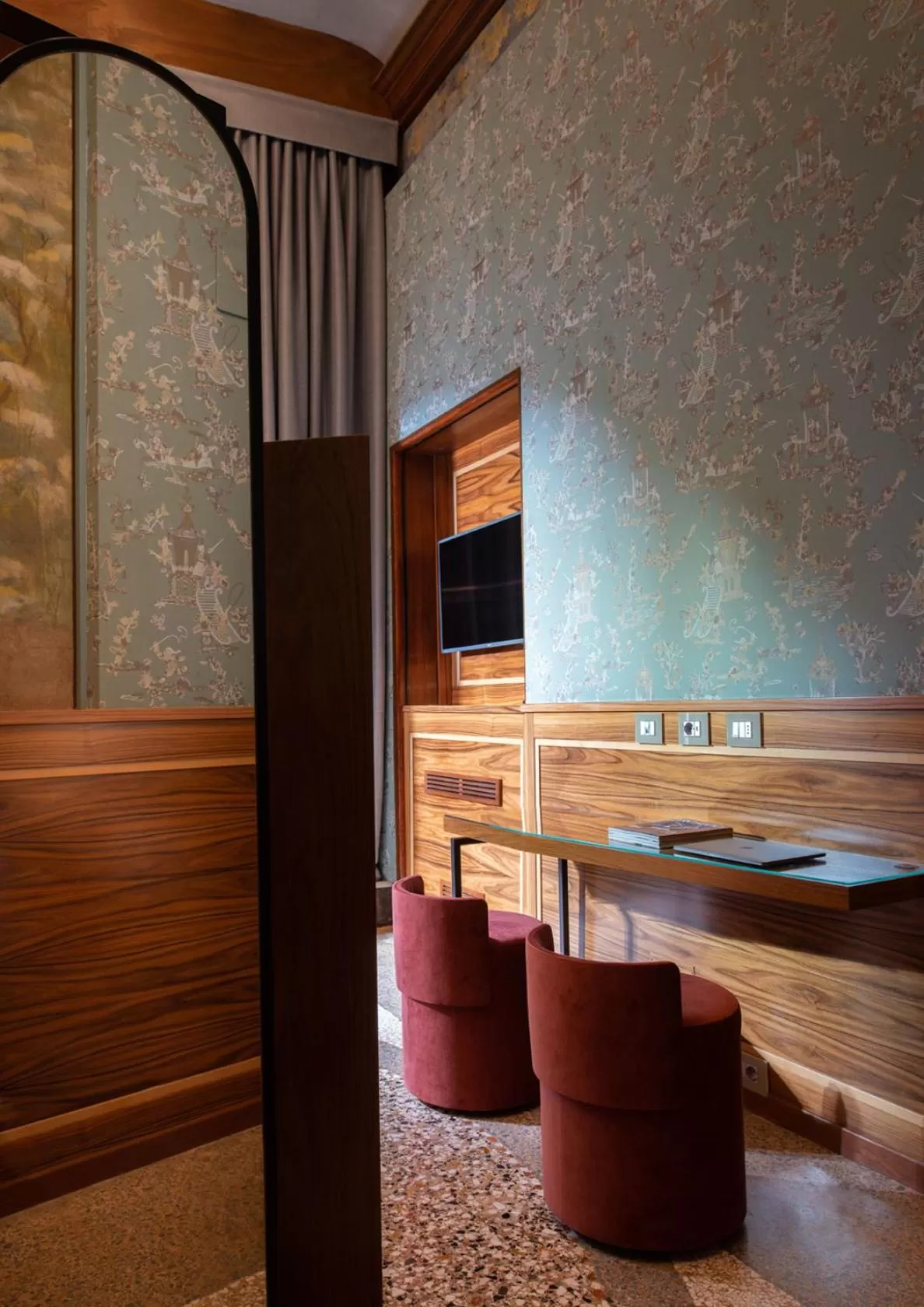 Photo of the whole room in Eight Venezia