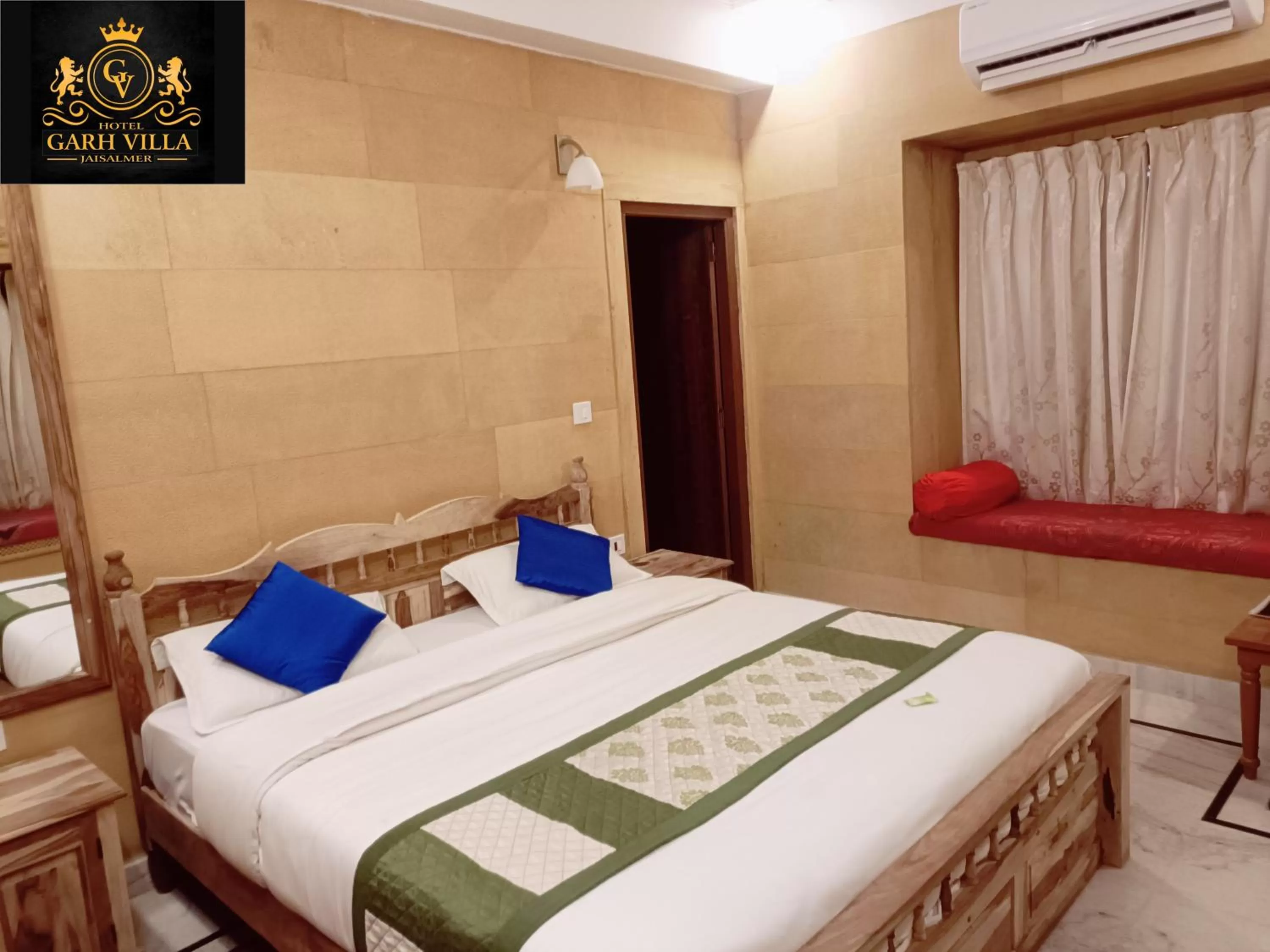 Bed in Hotel Garh Vila